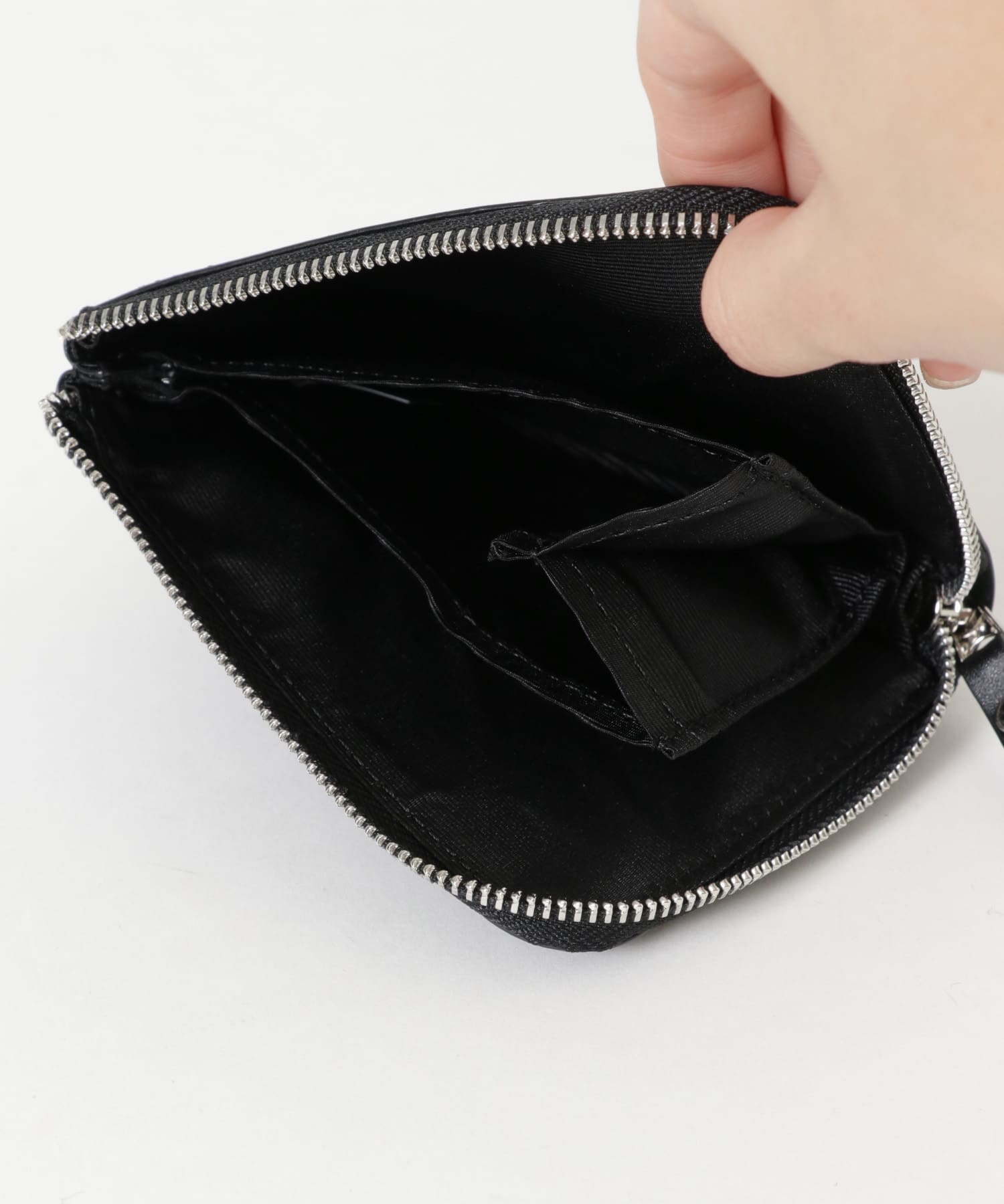 URBAN RESEARCH iD　italianleather zipwallet BLACK FREE
