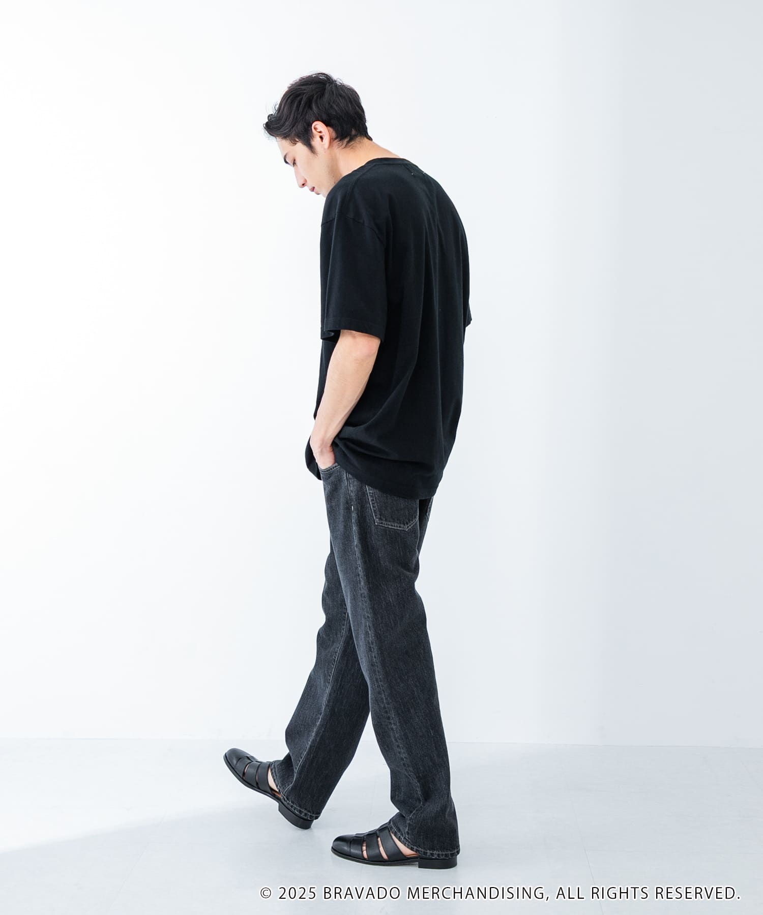 ブラック