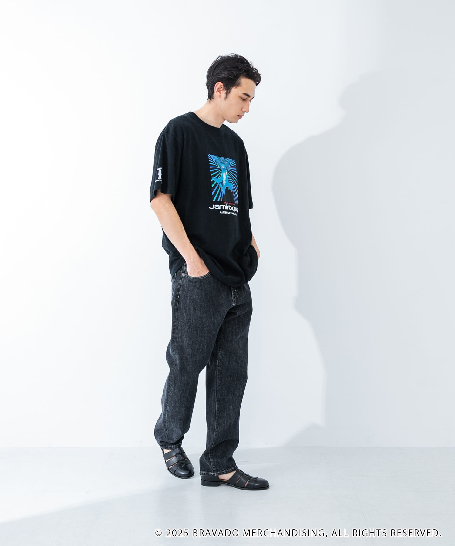 ブラック