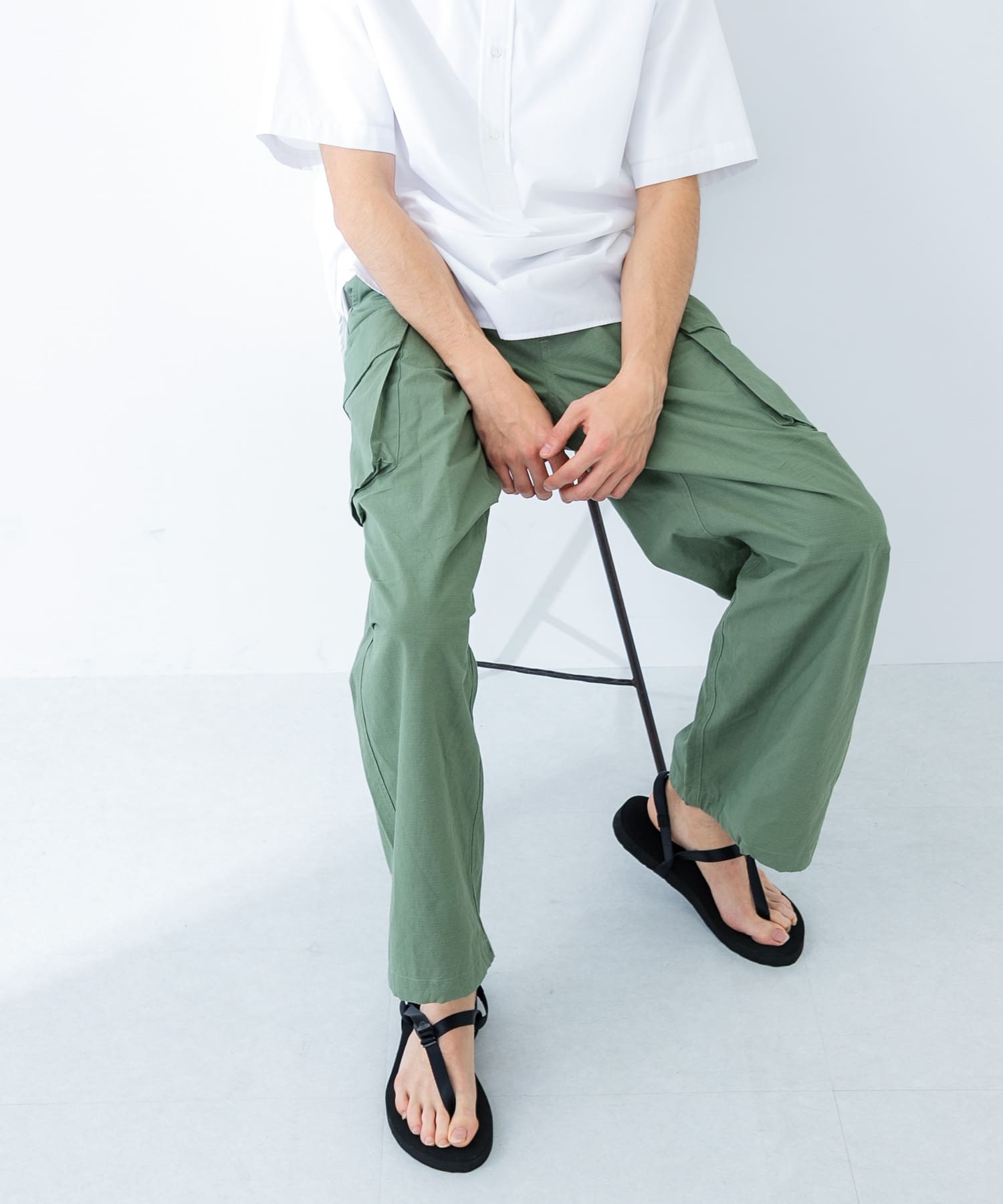 KHAKI