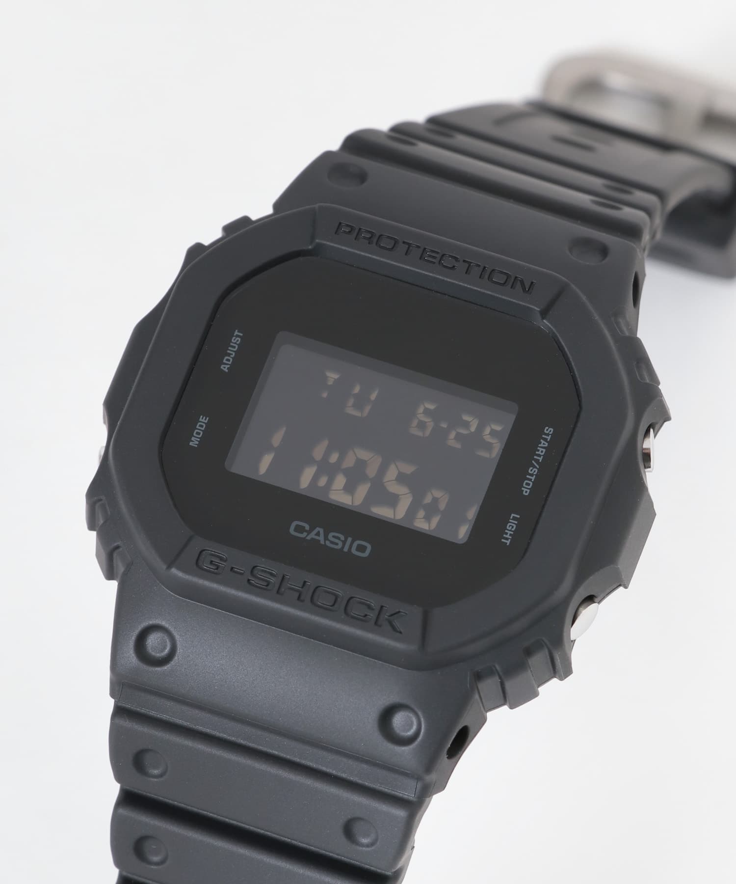 新品【サ-Shock】サウナ×G-Shock 　DW-5600UBB-1JF DW-5600UBB-1JF | CASIO