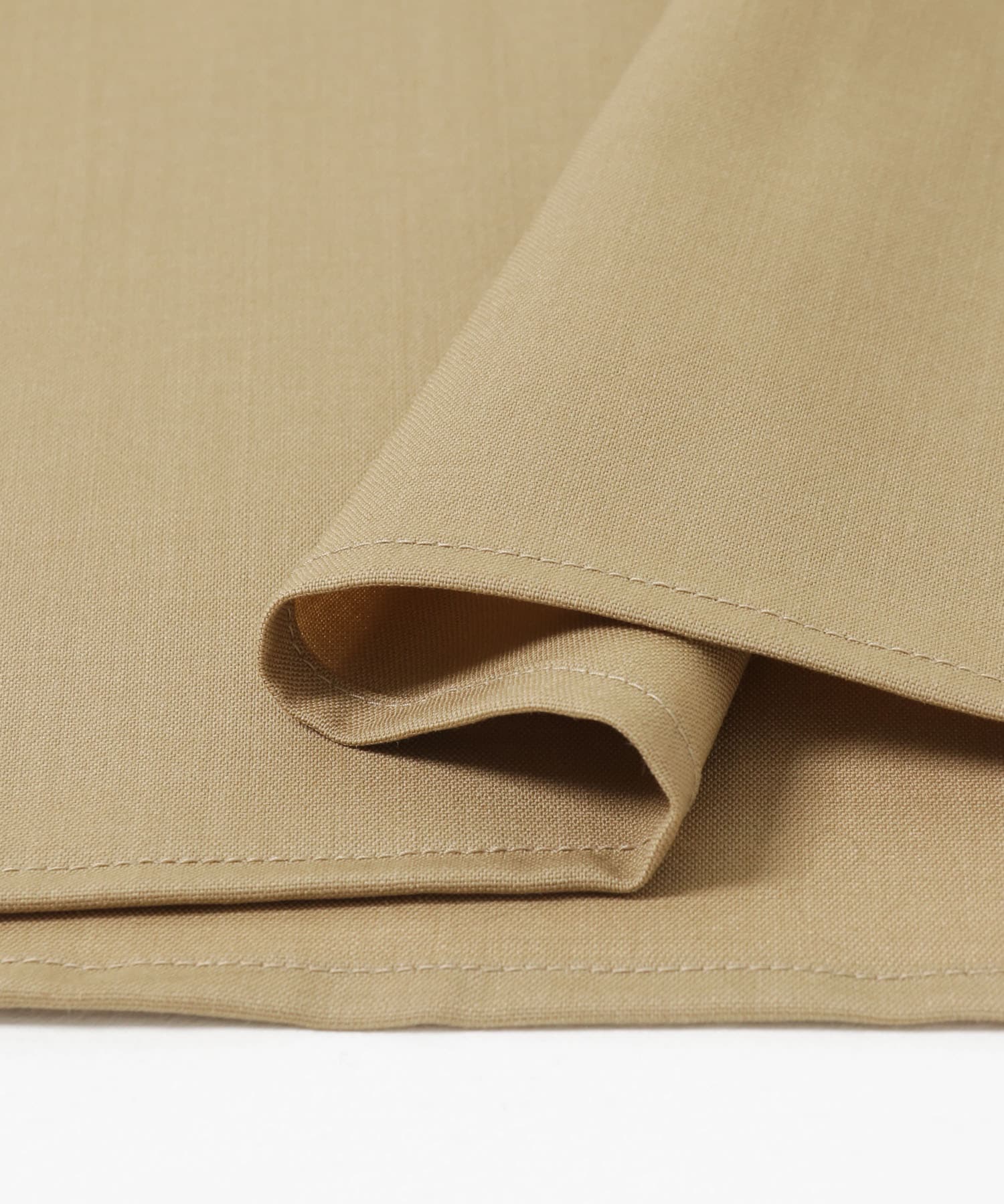 040 BEIGE
