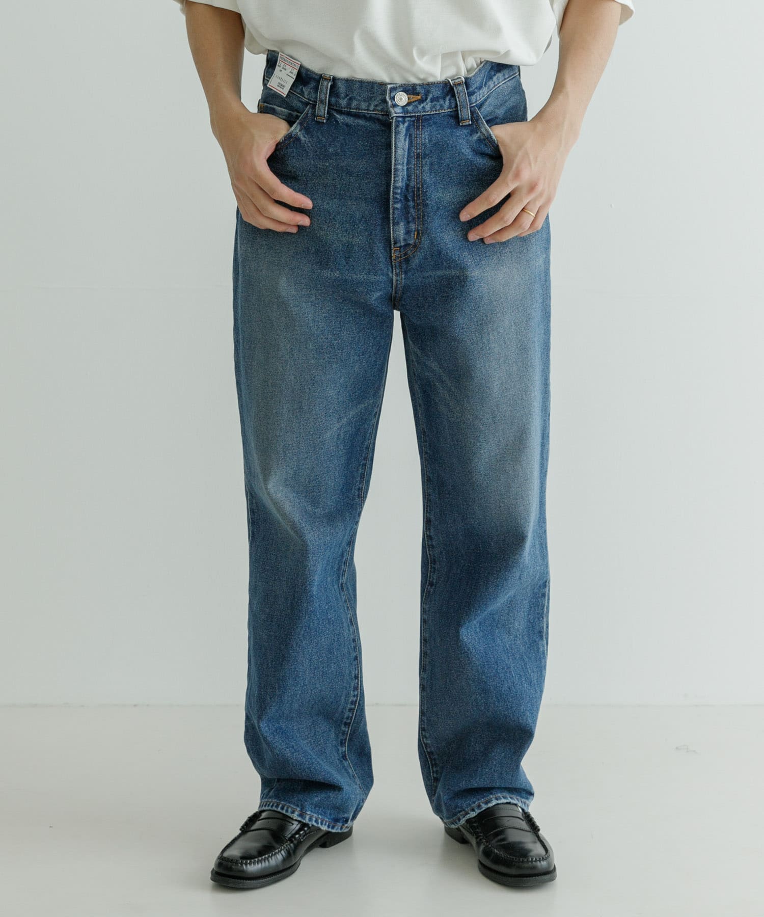 身長：176cm サイズ：32