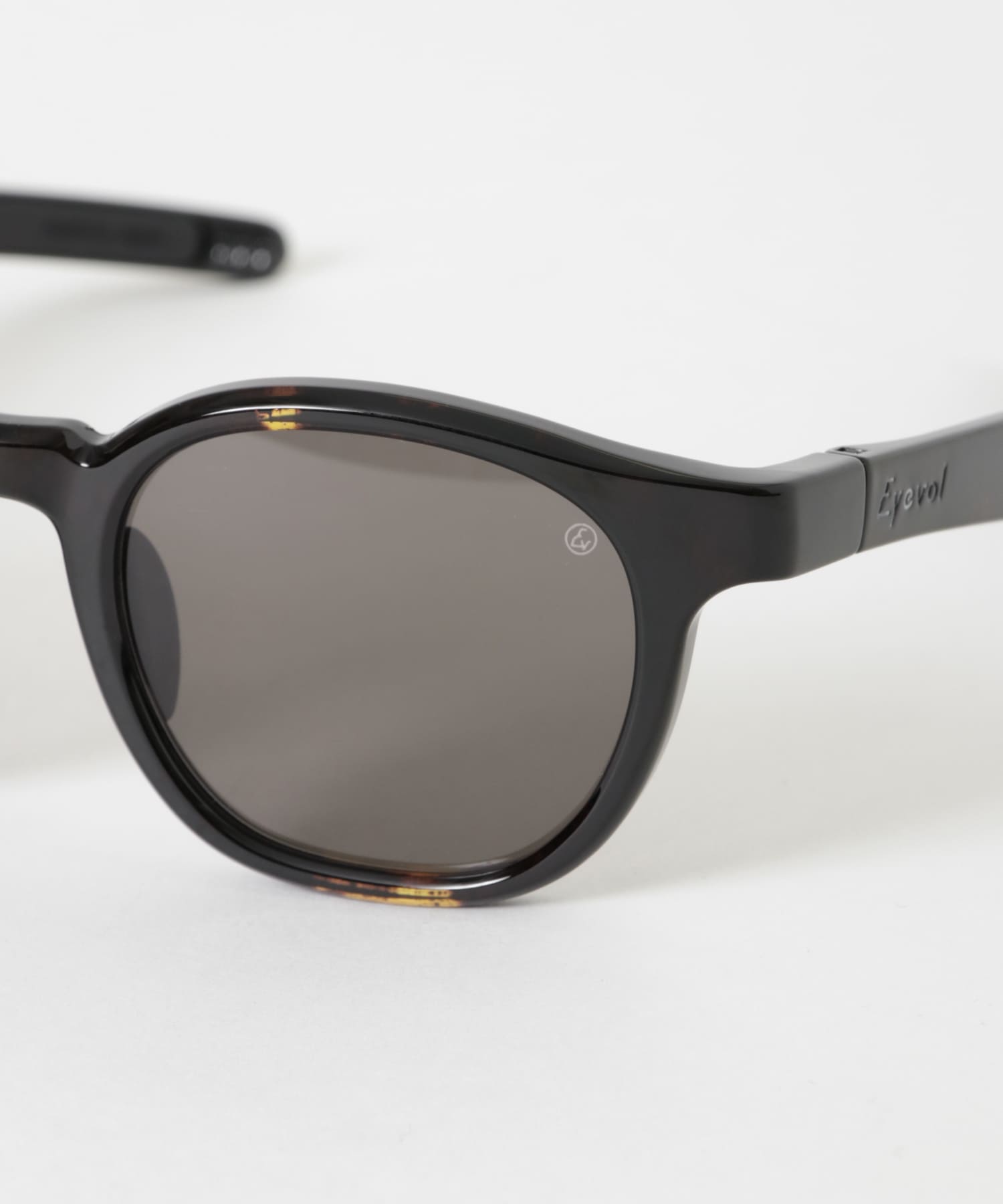 eyevol　MIRALLE(47) DM-DK.GRY one