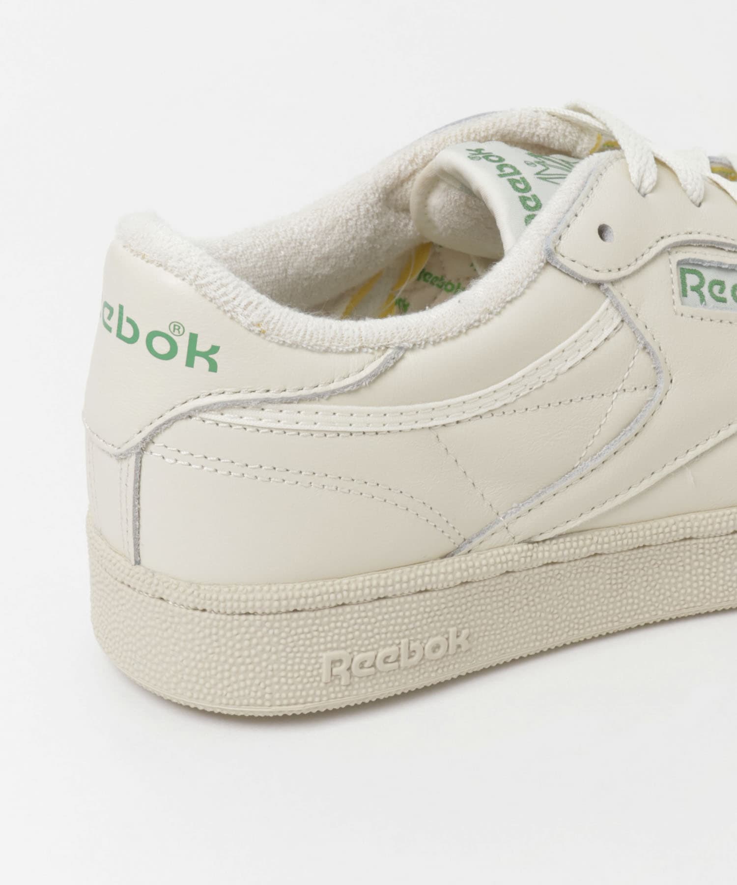 Reebok　CLUB C 85 VINTAGE top chalk 26