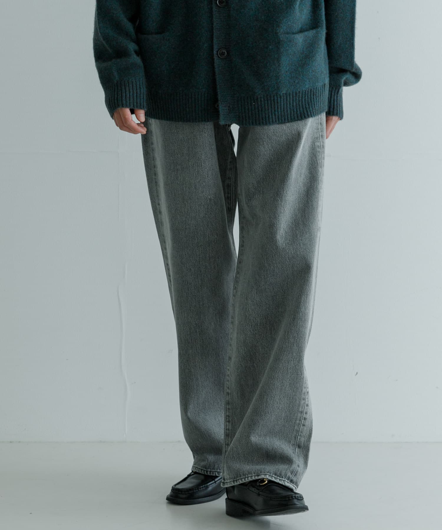 YLEVE 13.5oz DENIM STRAIGHT(3 010 I BLK): ボトム｜URBAN RESEARCH