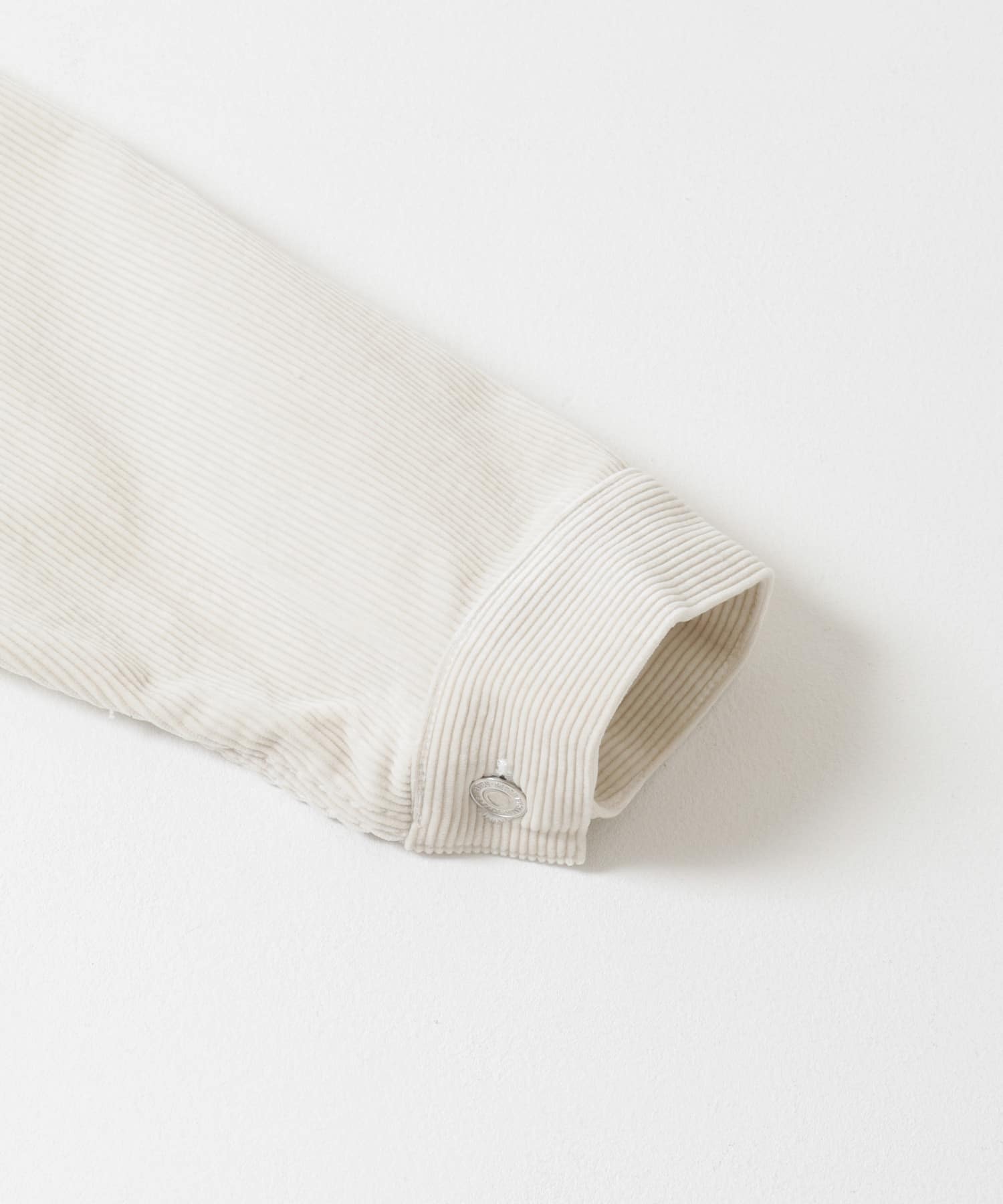 030 WHT