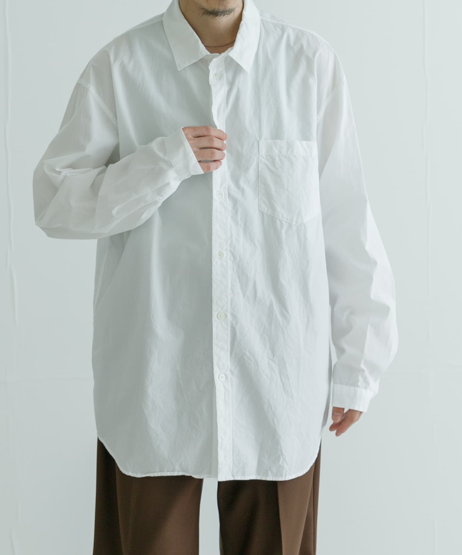 ATON SUVIN BROAD WASHED SHIRTS(4 001 WHITE): トップス｜URBAN