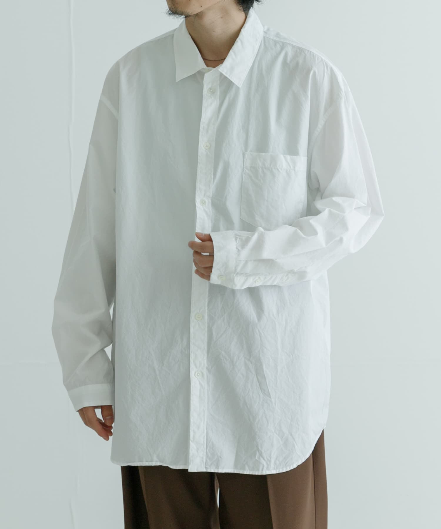 ATON SUVIN BROAD WASHED SHIRTS(4 001 WHITE): トップス｜URBAN