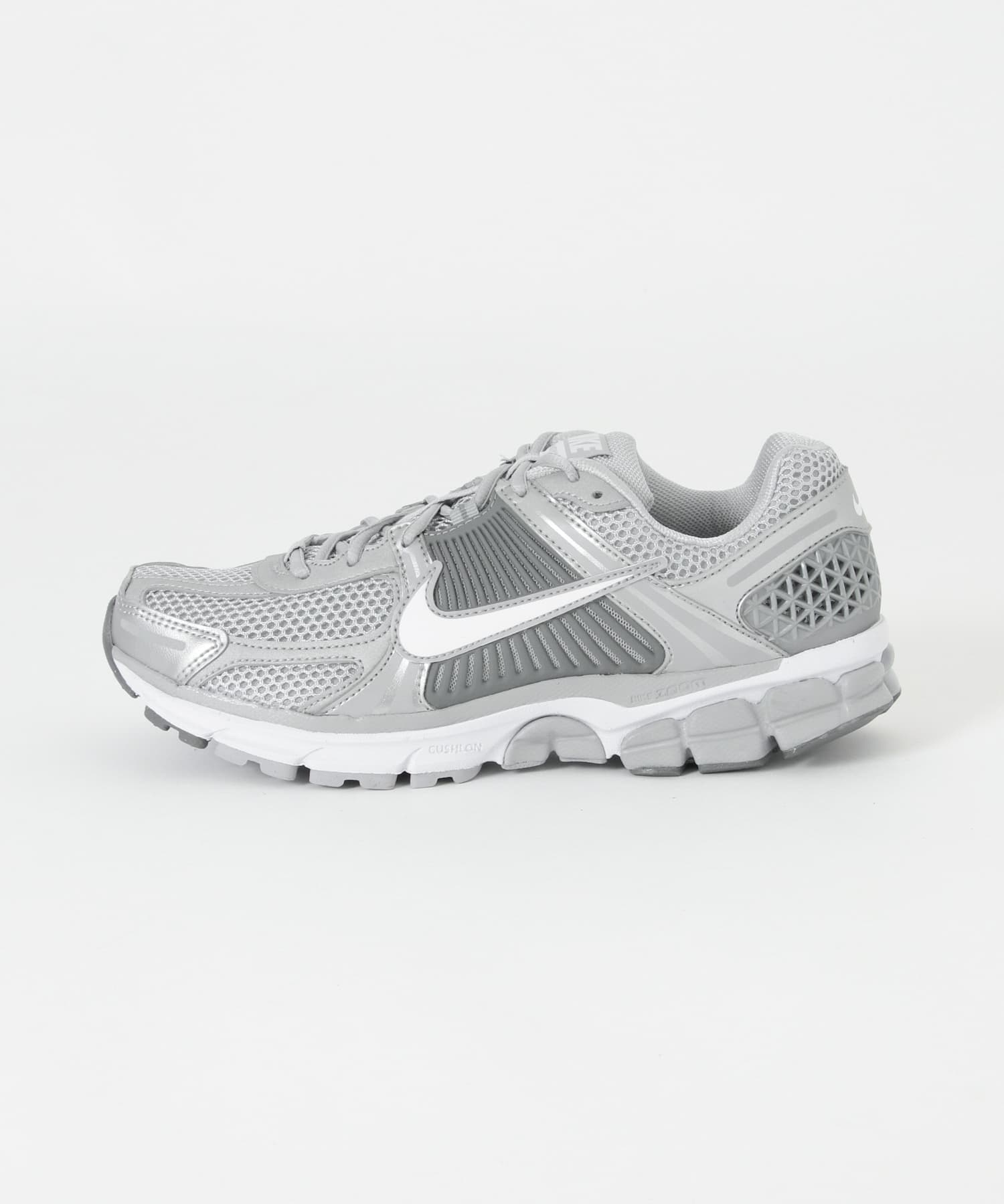 NIKE　ズーム ボメロ 5