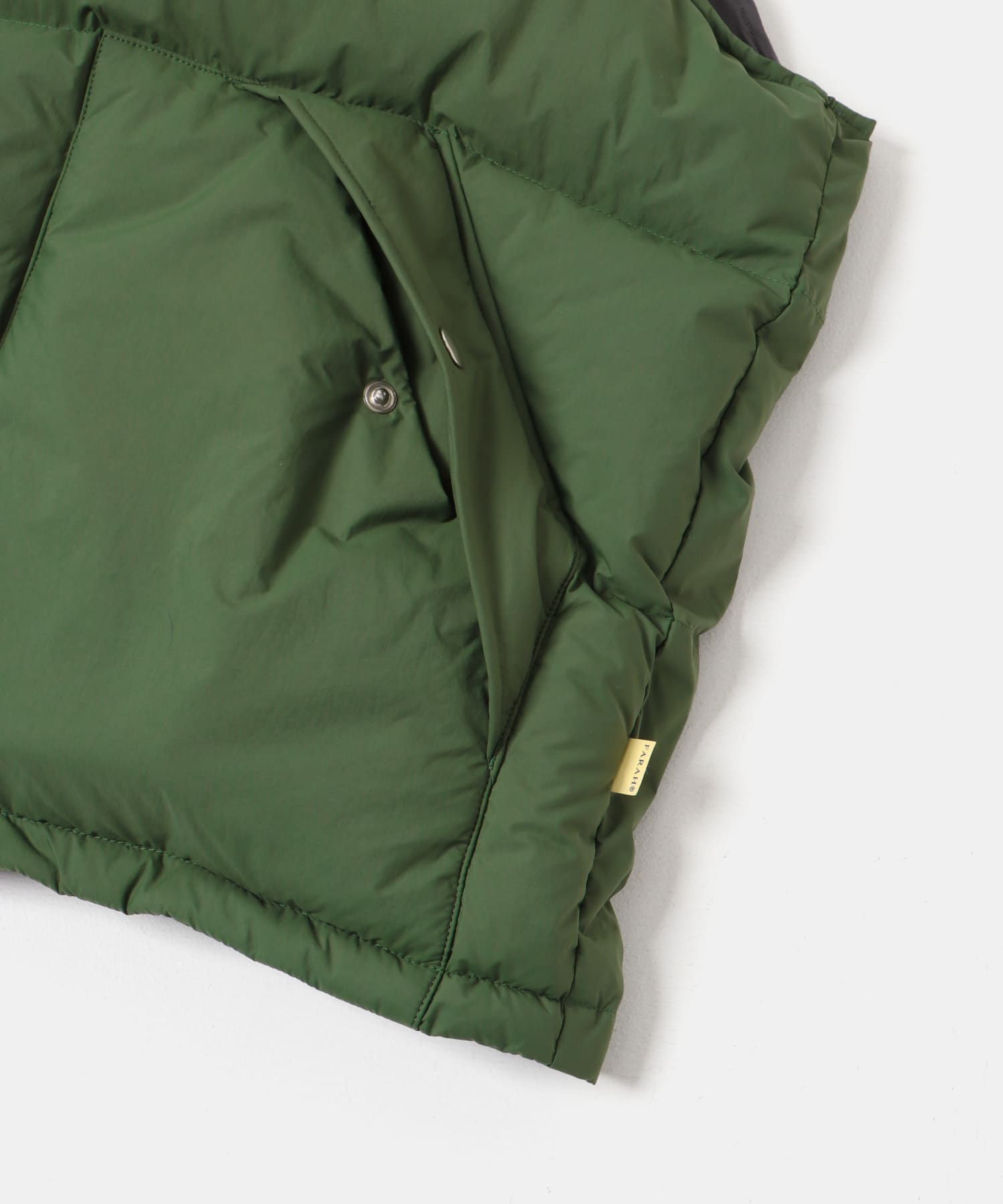 『別注』FARAH×URBAN RESEARCH　Nylon Down Vest Green L