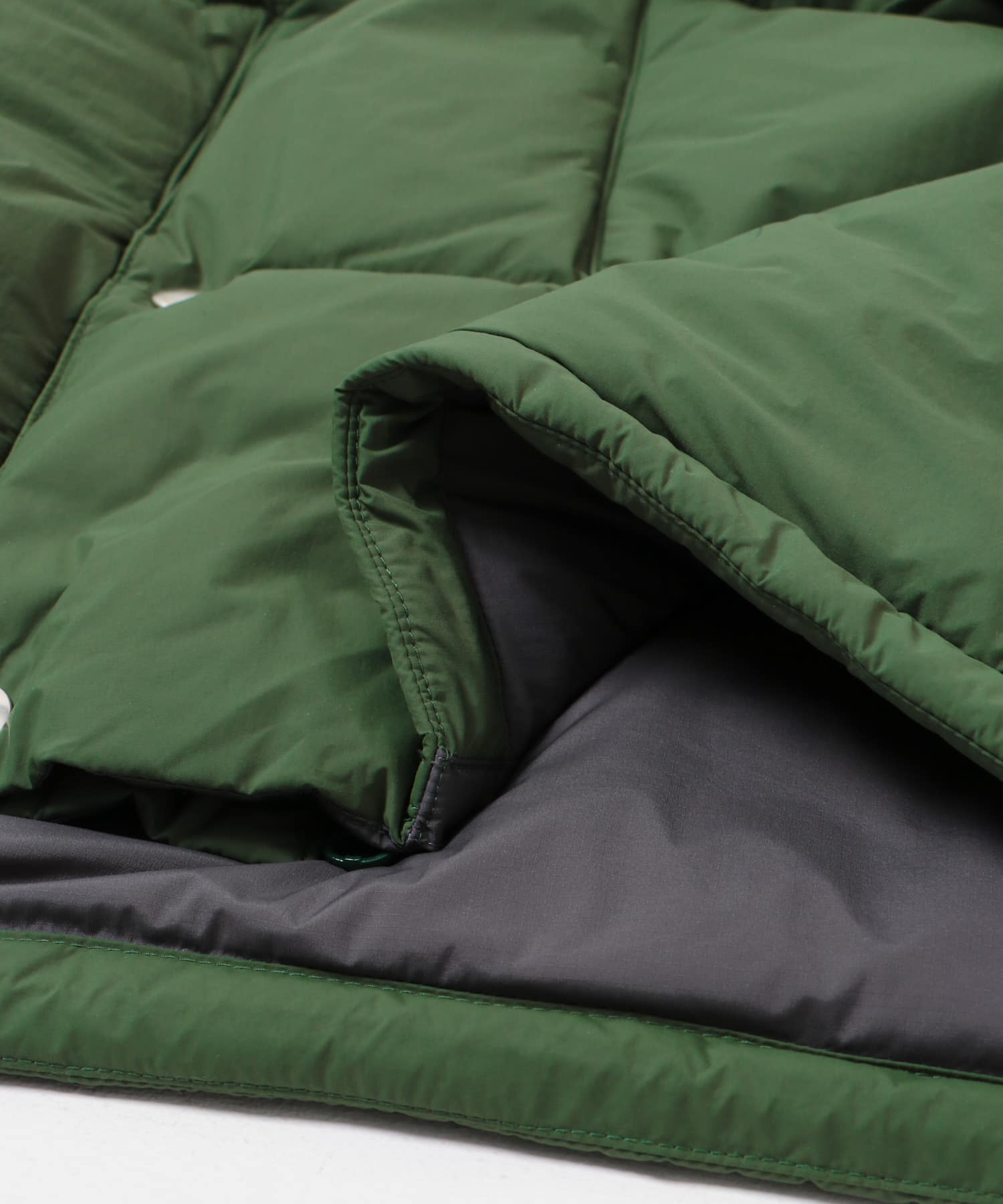 『別注』FARAH×URBAN RESEARCH　Nylon Down Vest Green L