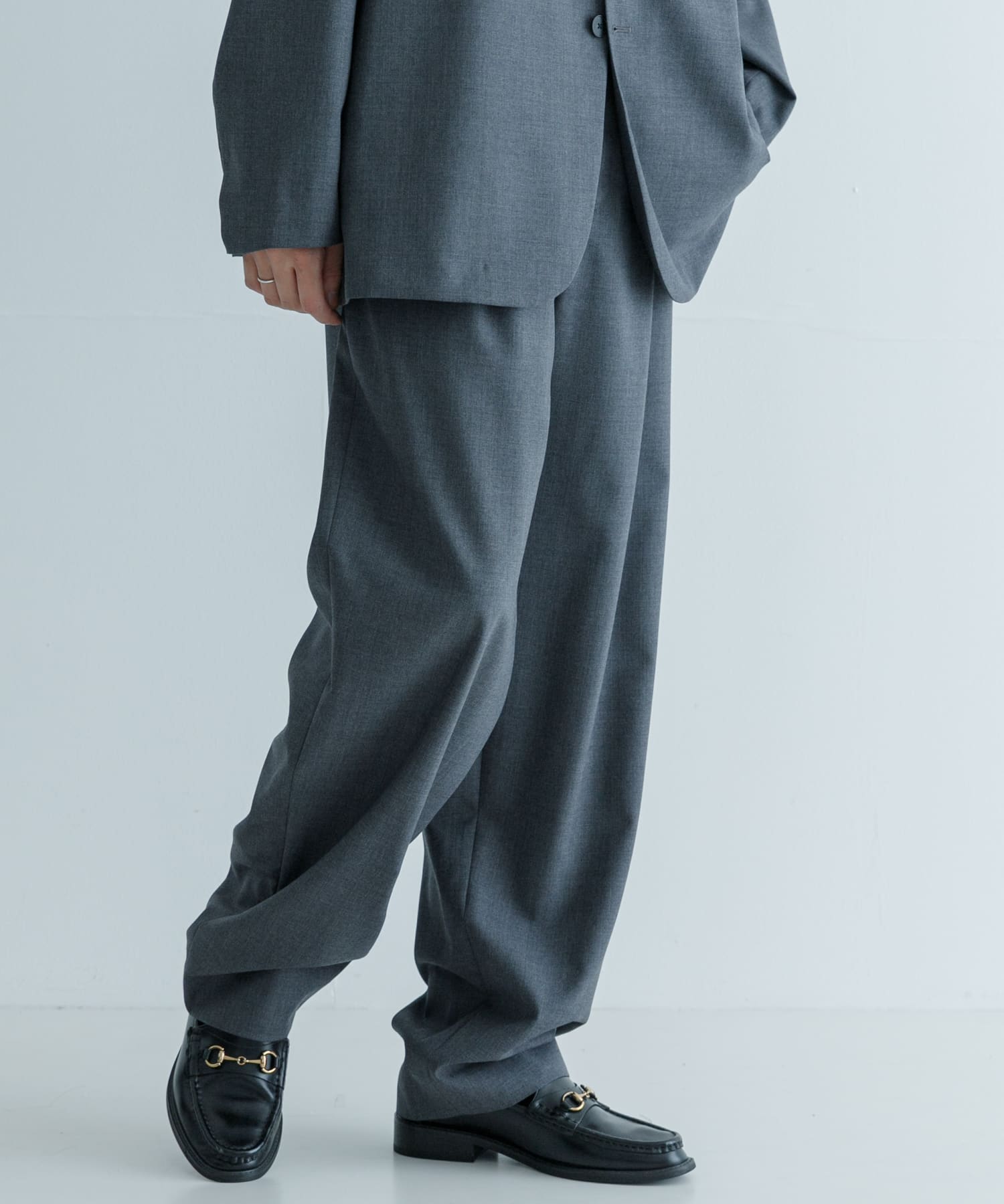 身長：177cm サイズ：6