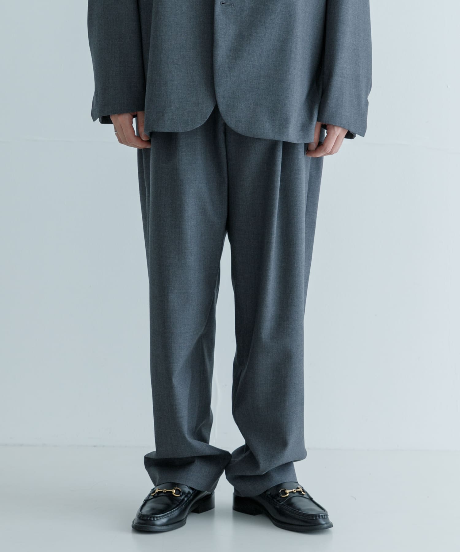 身長：177cm サイズ：6