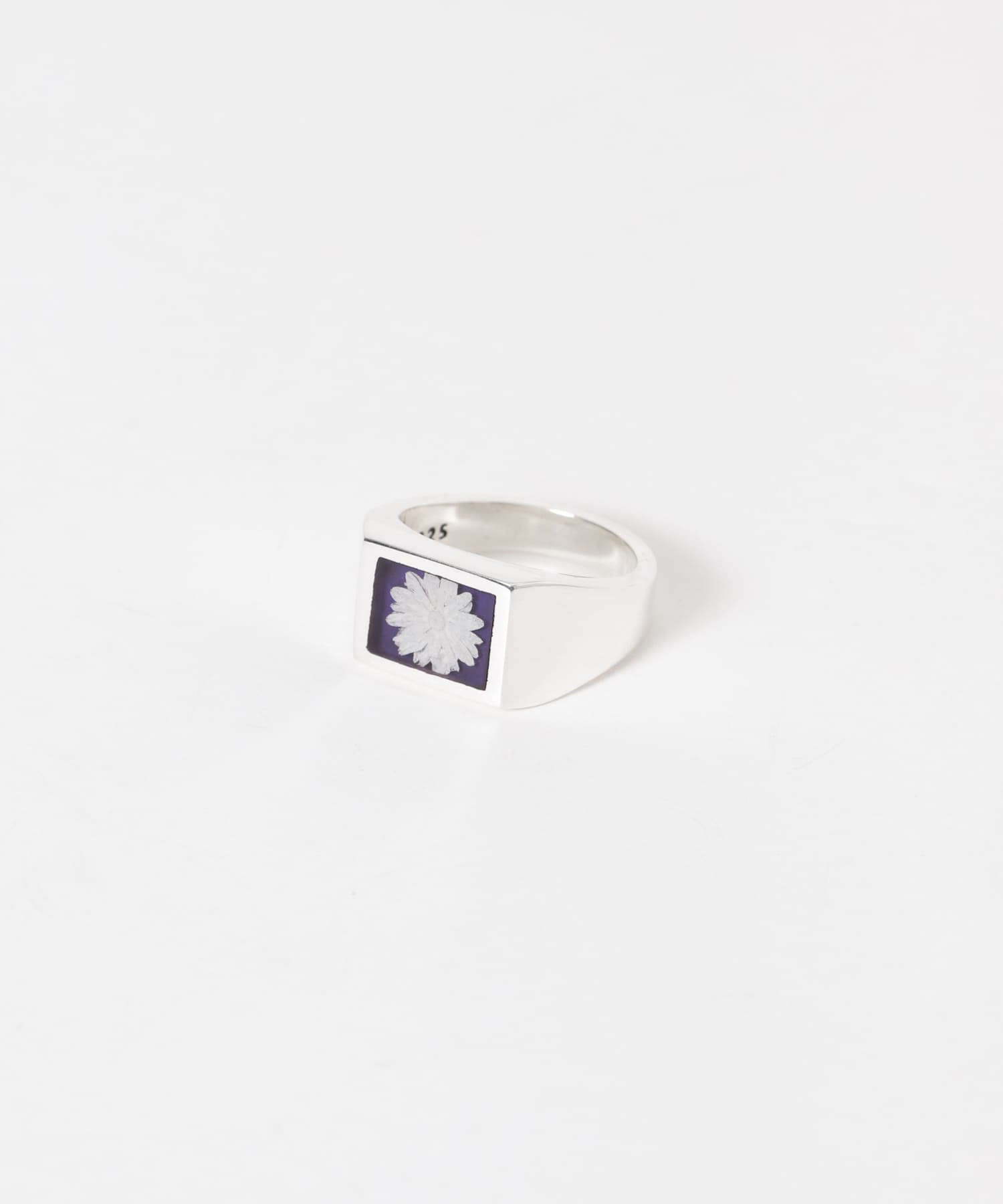 XOLO　Royal Purple Flower Ring