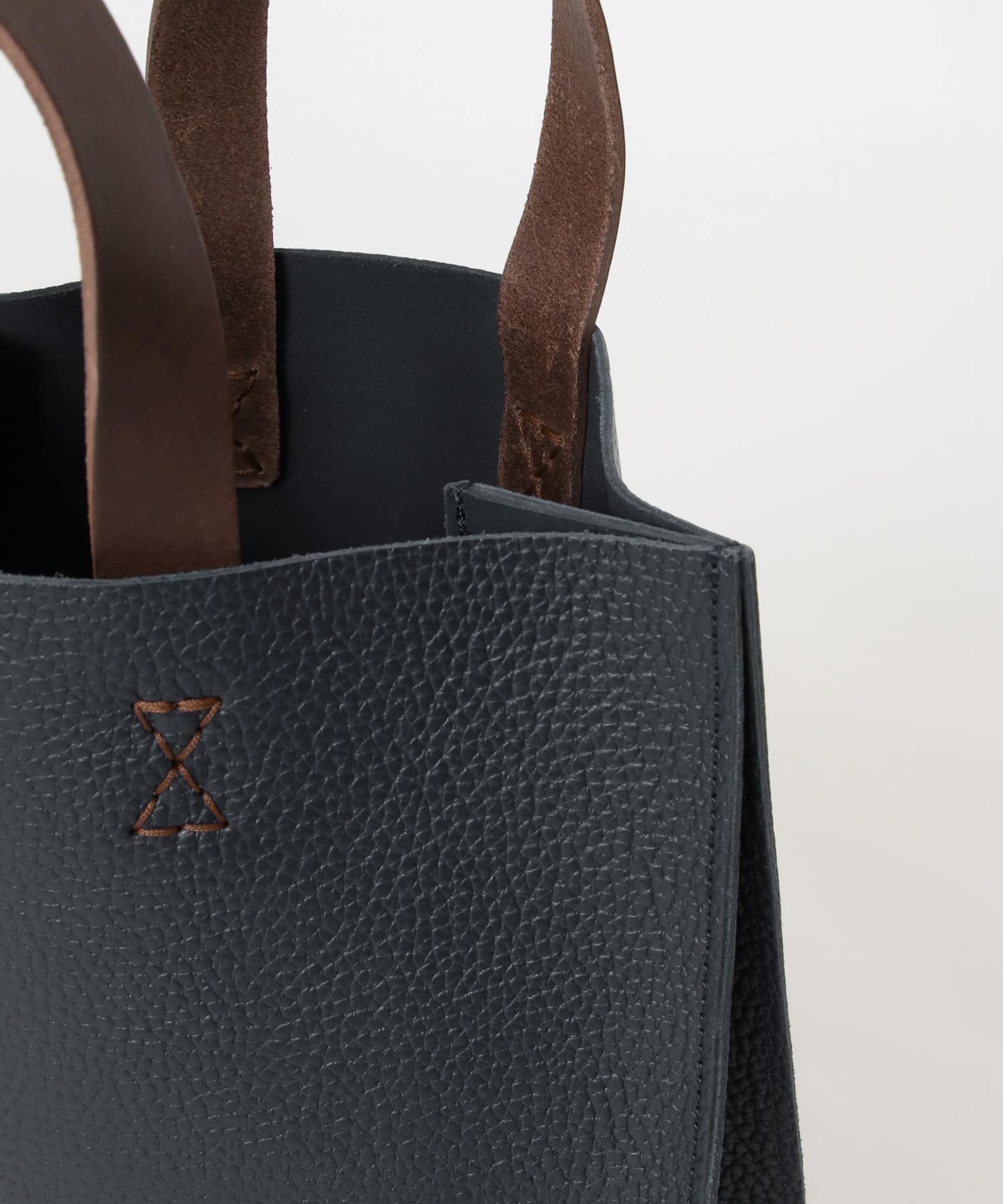 美品　Hender Scheme　paper bag big ダークブラウン Hender Scheme paper bag big(FREE dark brown): バッグ｜URBAN