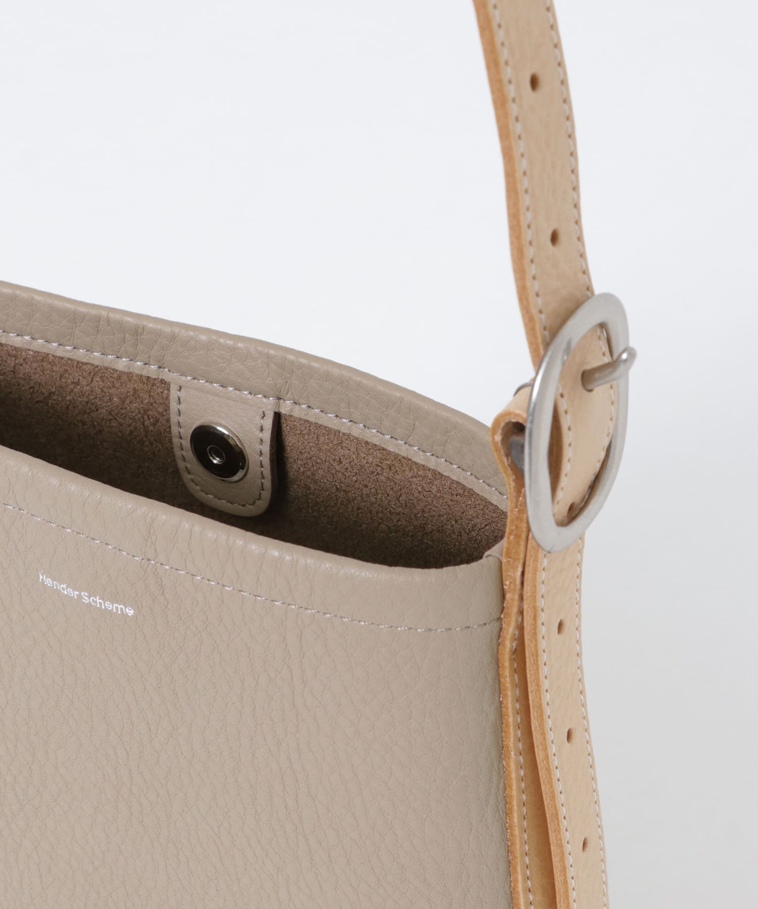 Hender Scheme　one side belt bag petit beige FREE