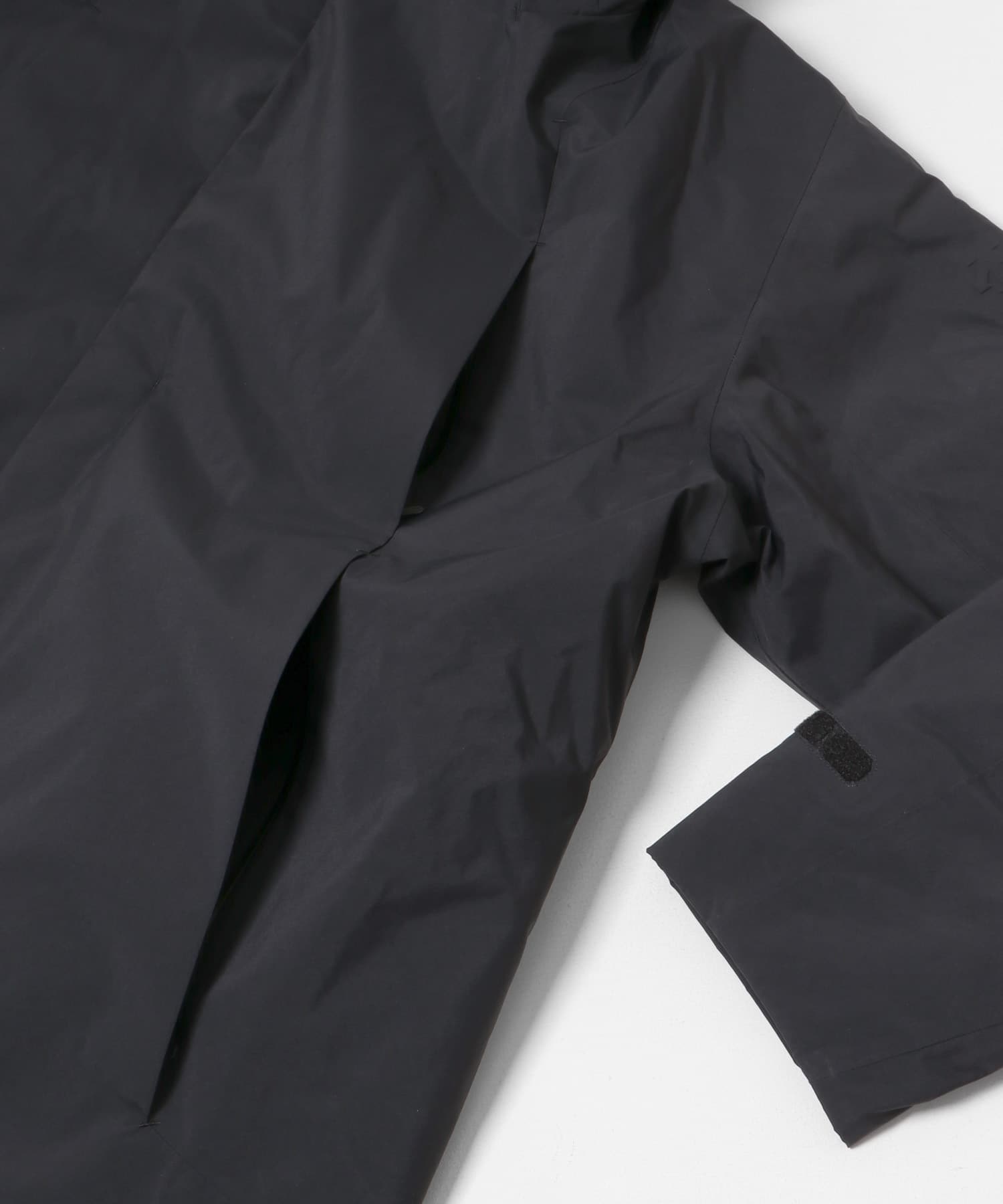 DESCENTE ALLTERRAIN HYBRID INSULATED COAT(M GY03): アウター｜URBAN