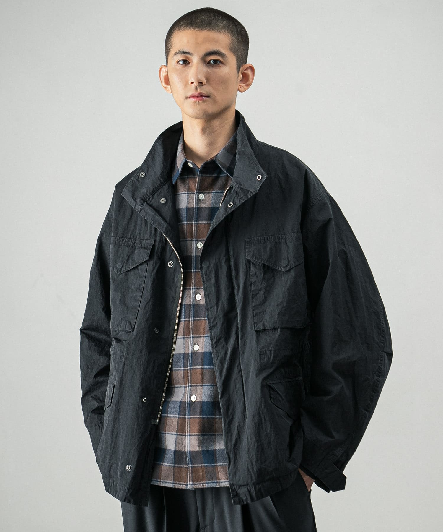 身長：185cm サイズ：6