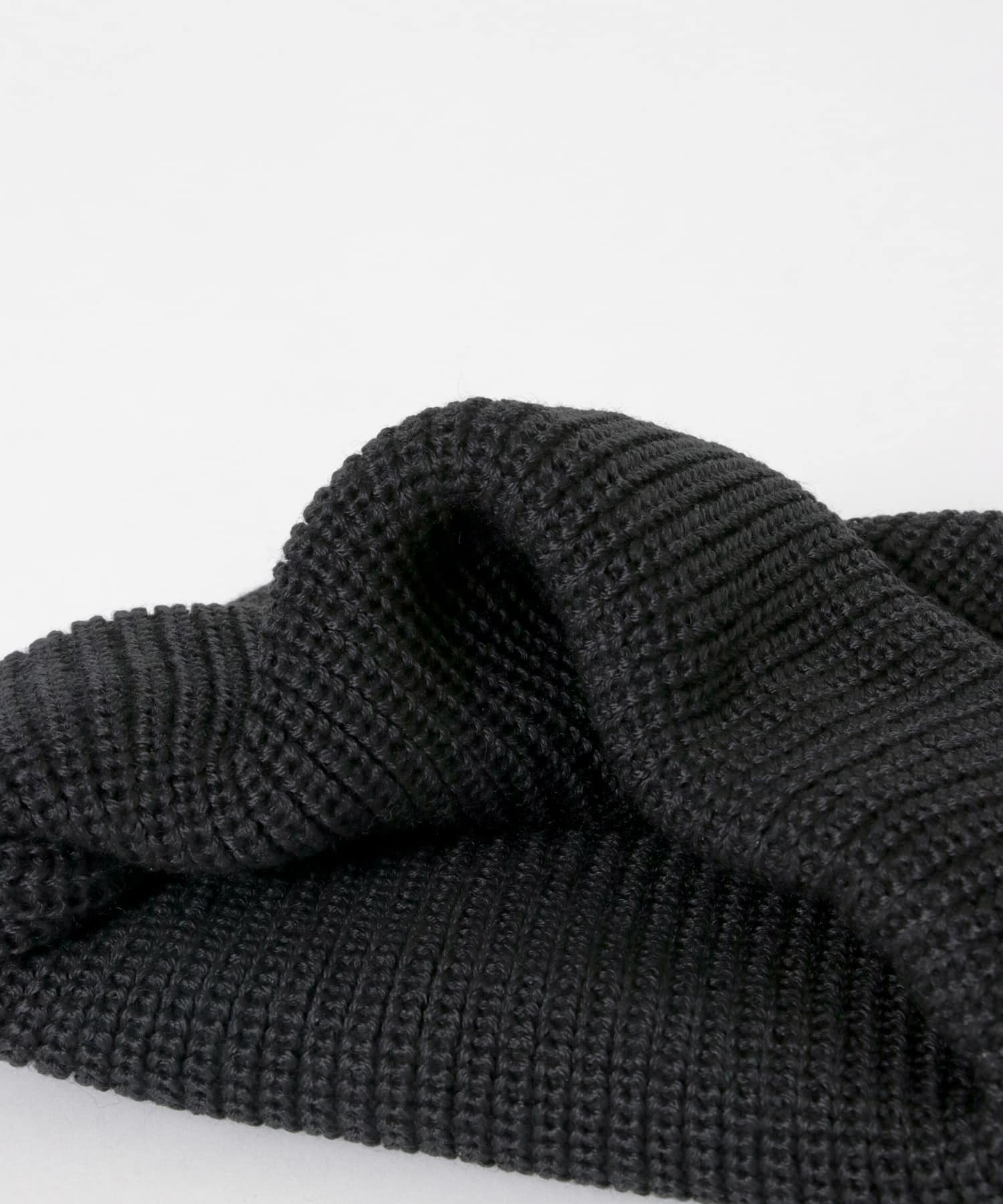 BLACK 01