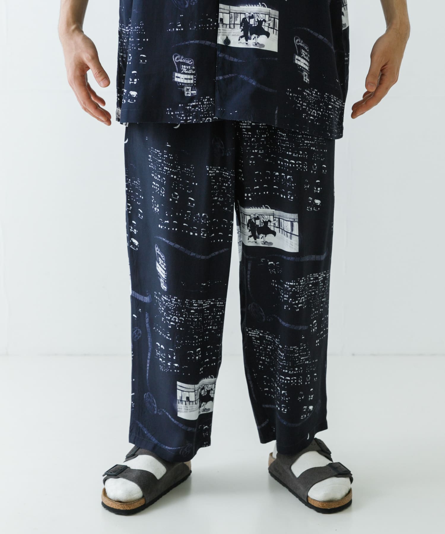 PORTER CLASSIC ALOHA PANTS DRIVEIN THEATER(L NVY): ボトム｜URBAN