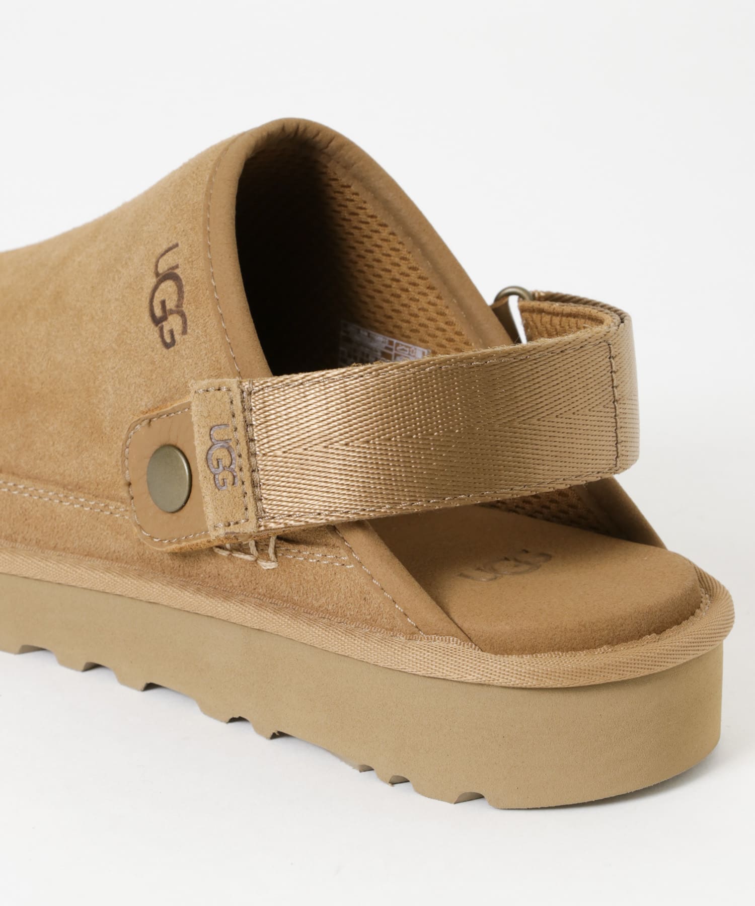 UGG　M GOLDENCOAST CLOG II CHESTNUT 26