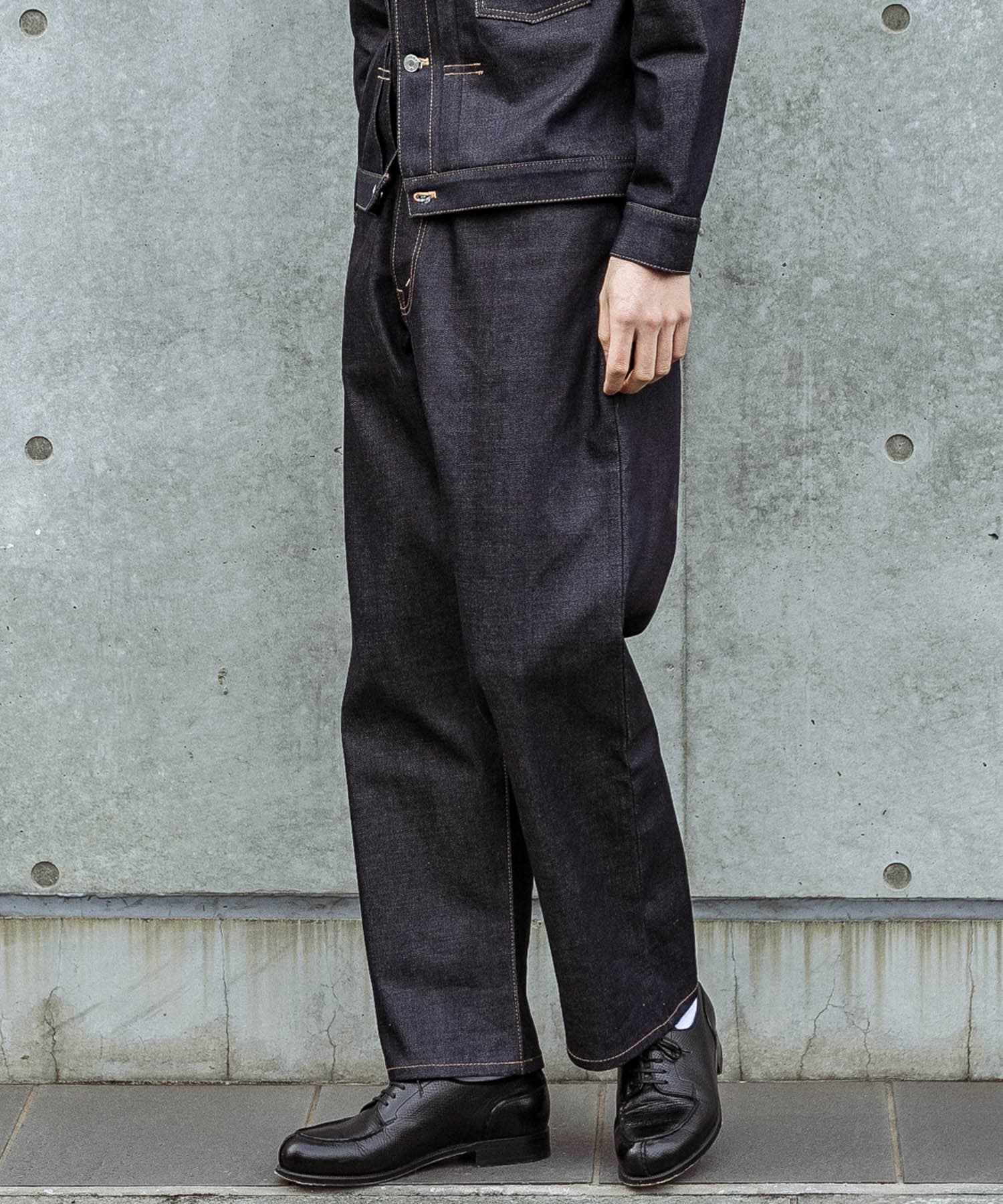 身長：184cm サイズ：30
