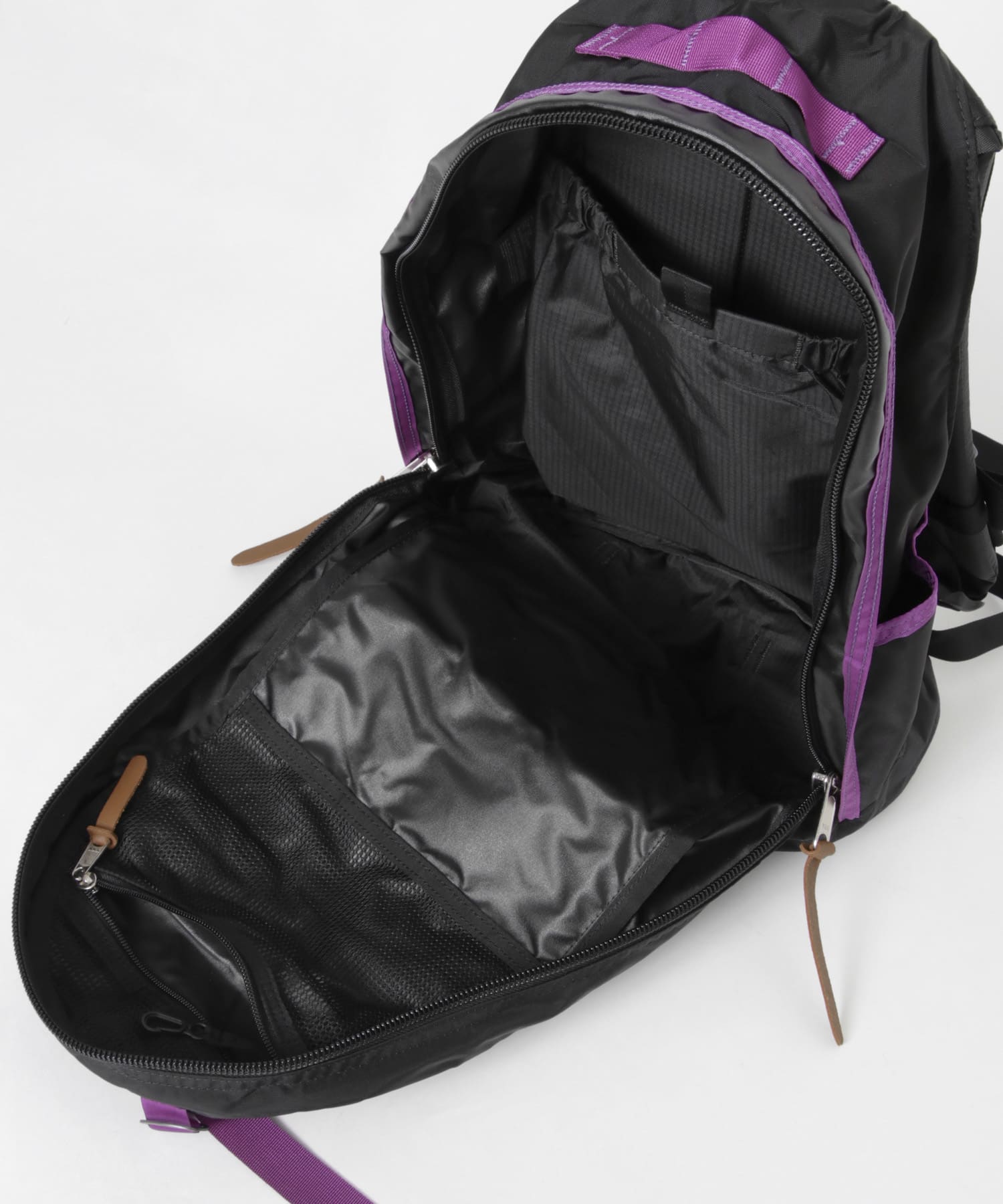 BLK/PUR