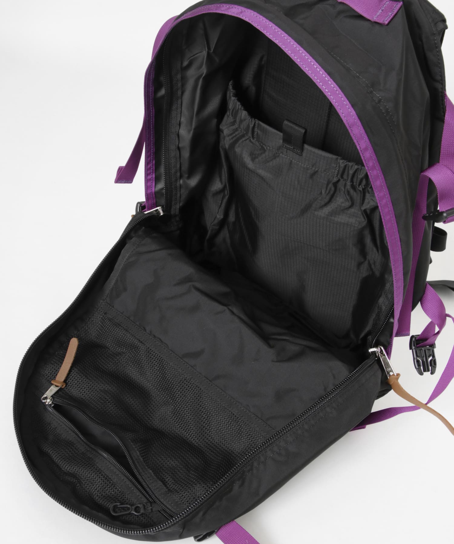 BLK/PUR