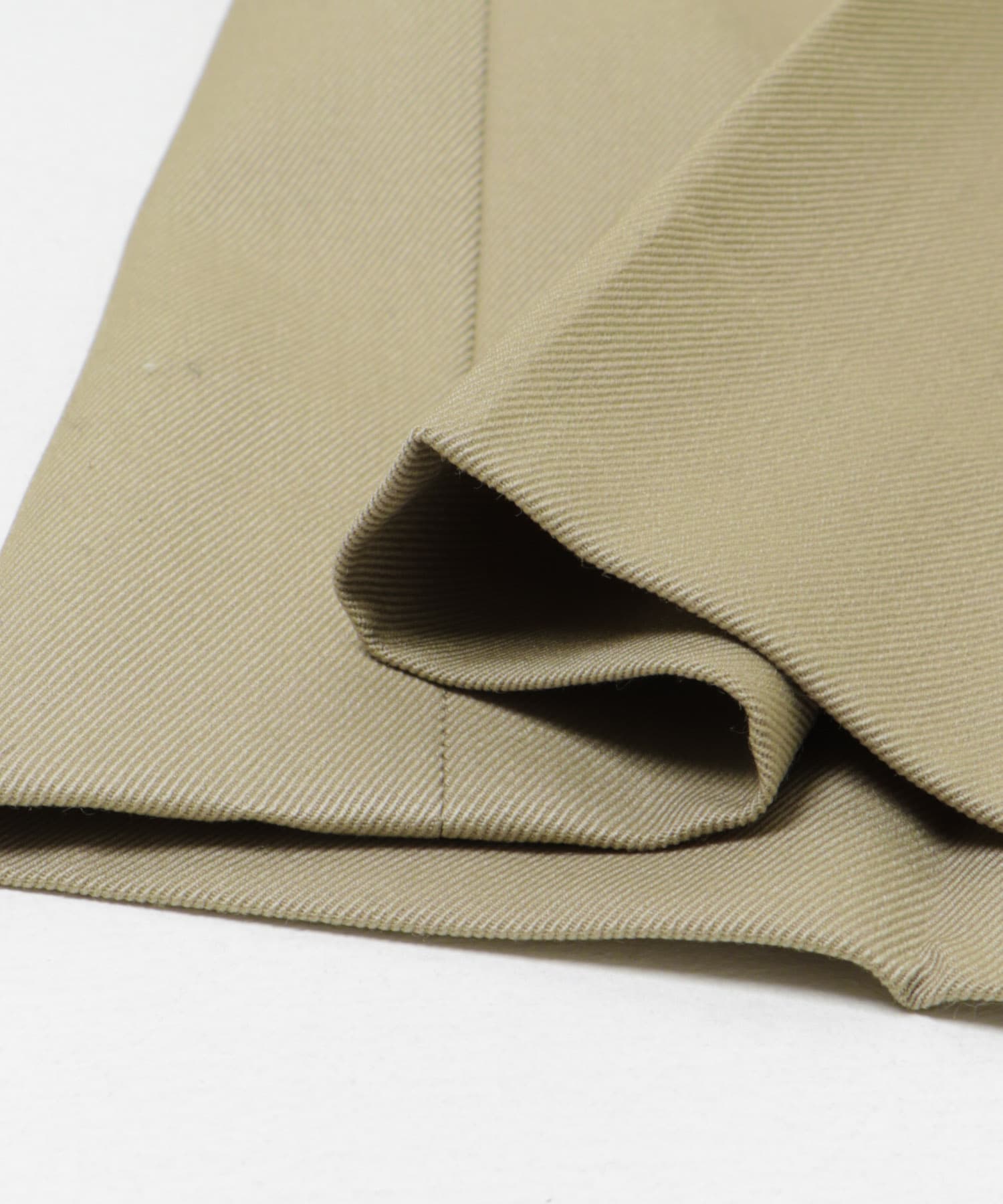 180 KHAKI