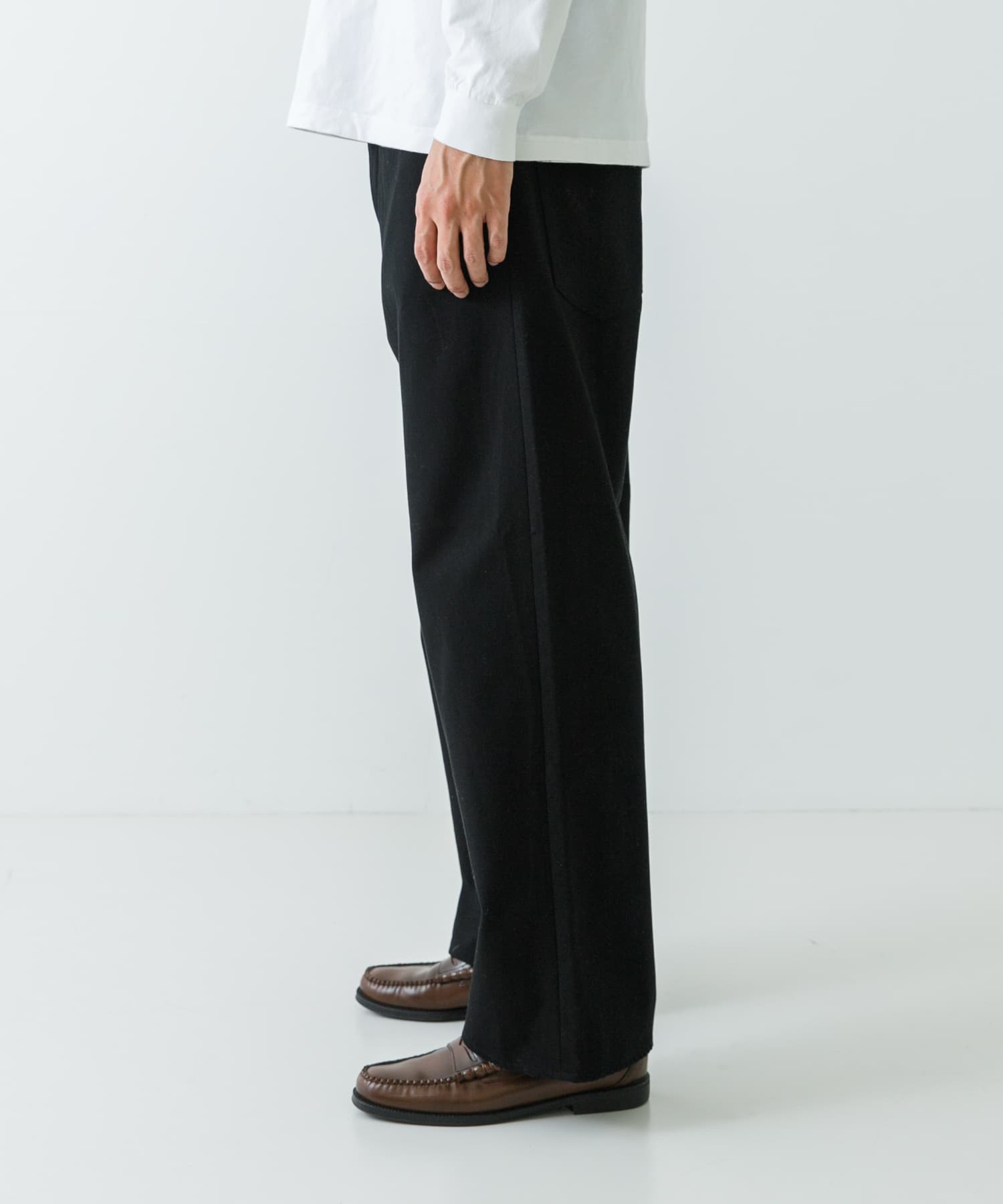 身長：185cm サイズ：31