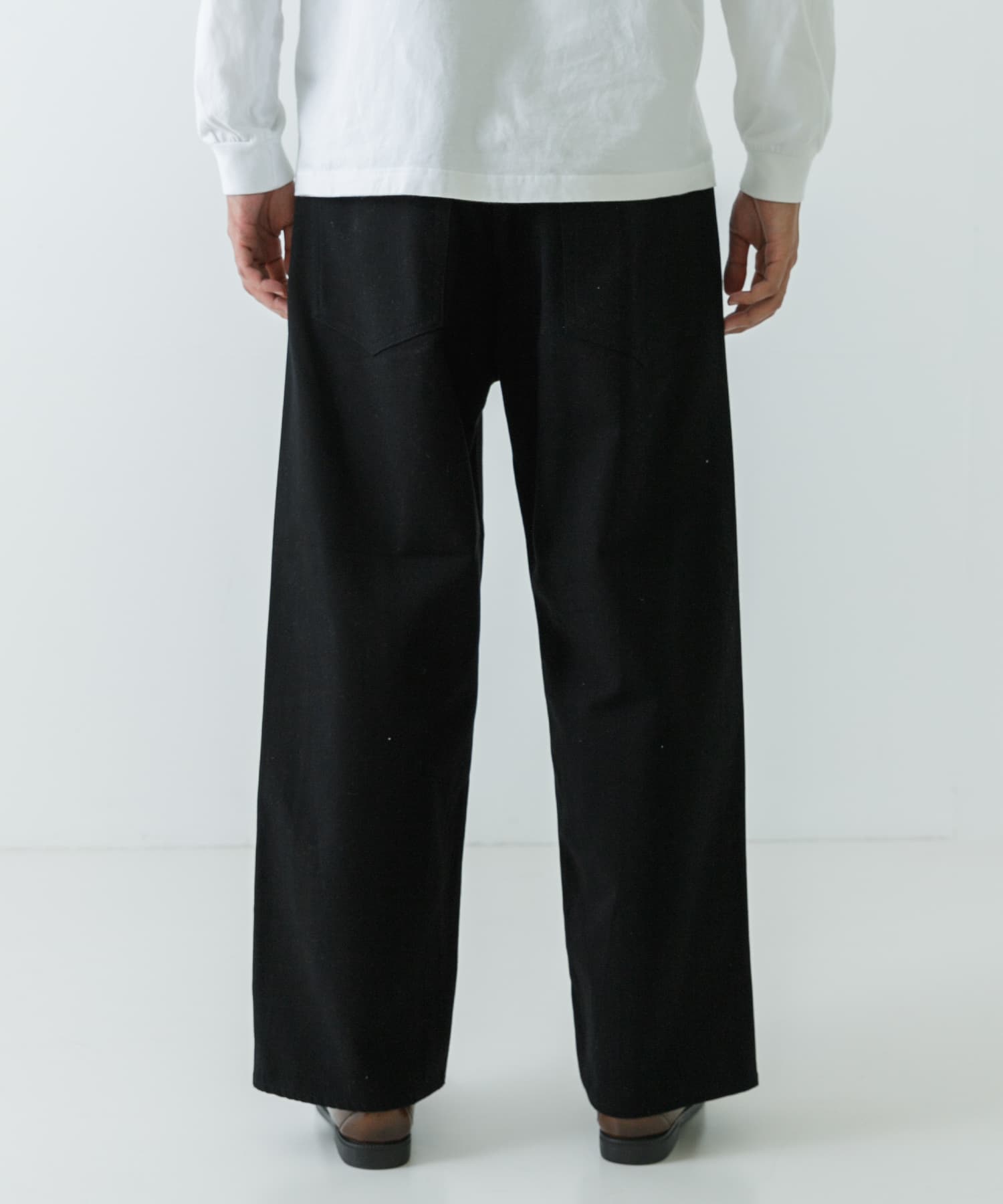 身長：185cm サイズ：31