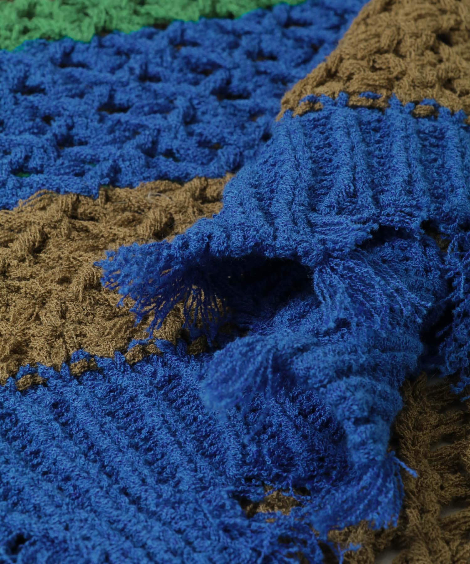 BLUE/GREEN