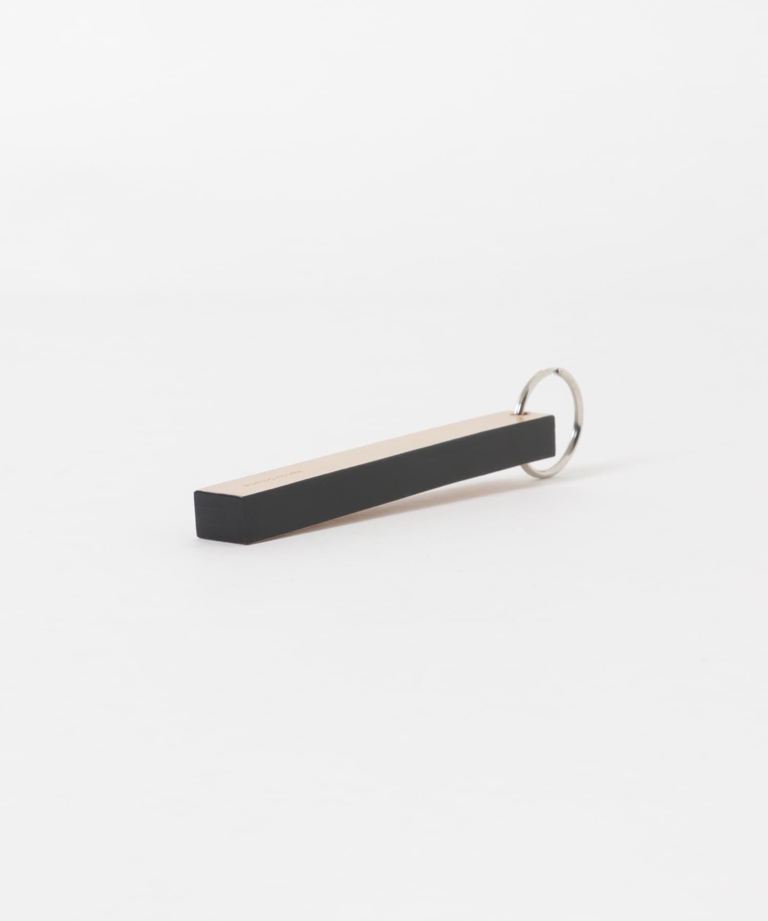 Hender Scheme　river side black -