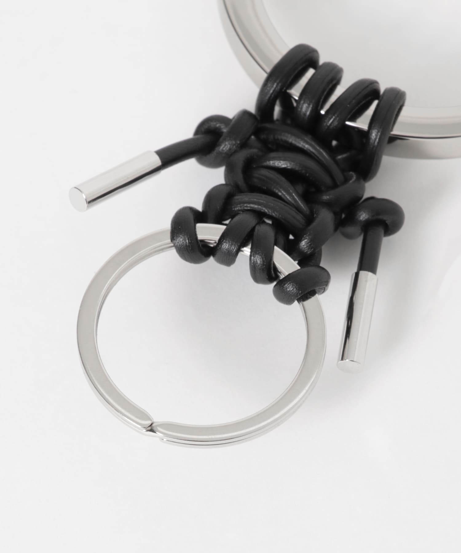 『一部別注カラー』ITTI　CRISTY KNOTMAN RING BLACK FREE