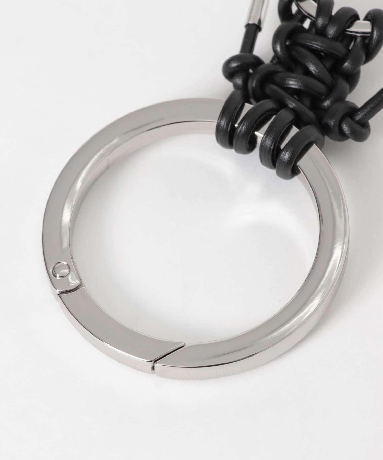 『一部別注カラー』ITTI　CRISTY KNOTMAN RING BLACK FREE