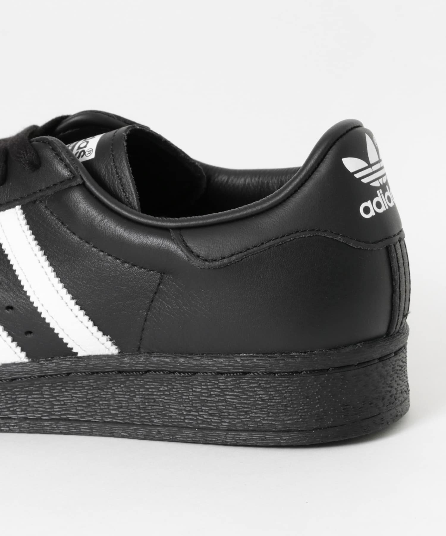 adidas　SUPERSTAR 82 BLK/WHT 26