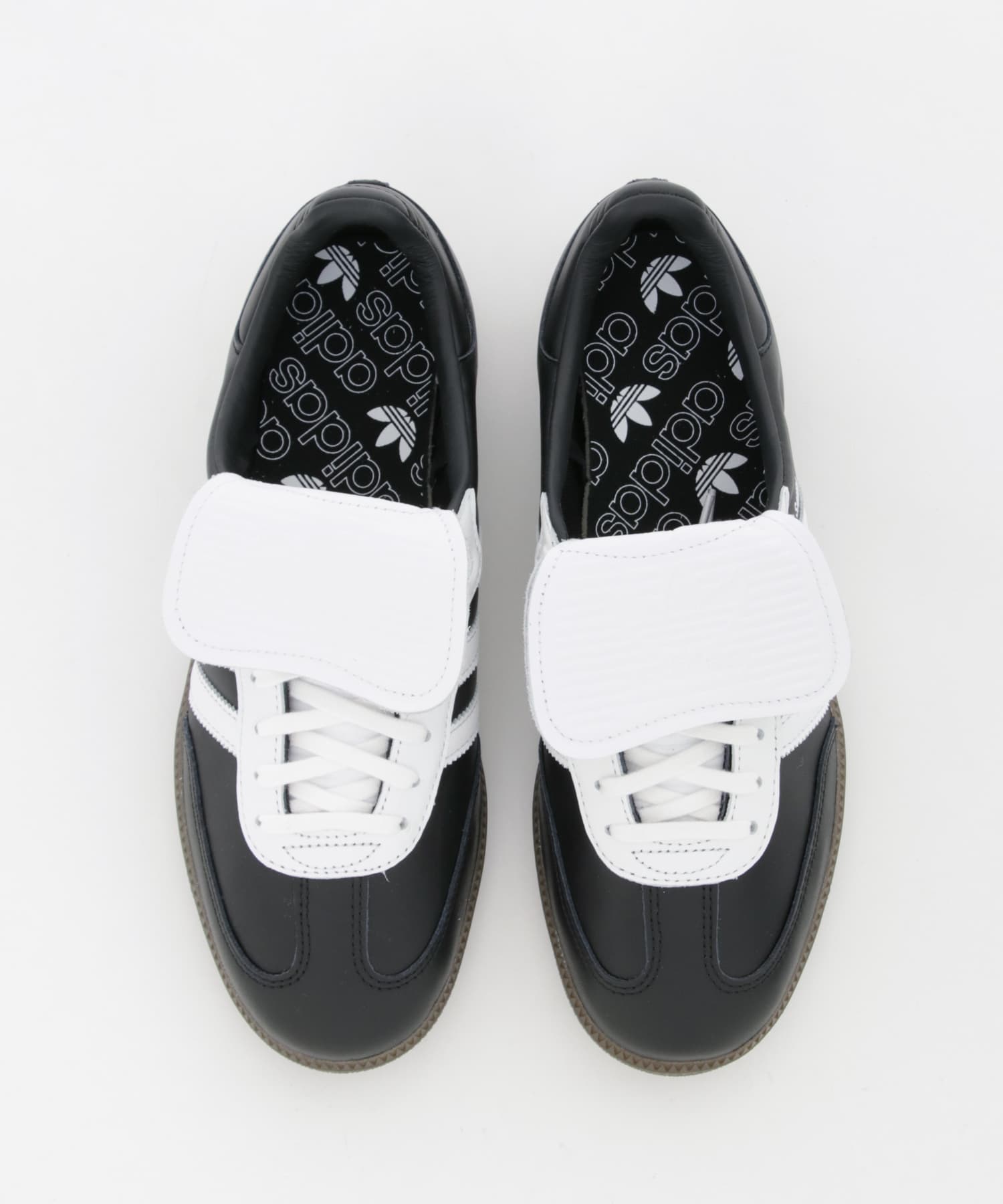 BLK/WHT