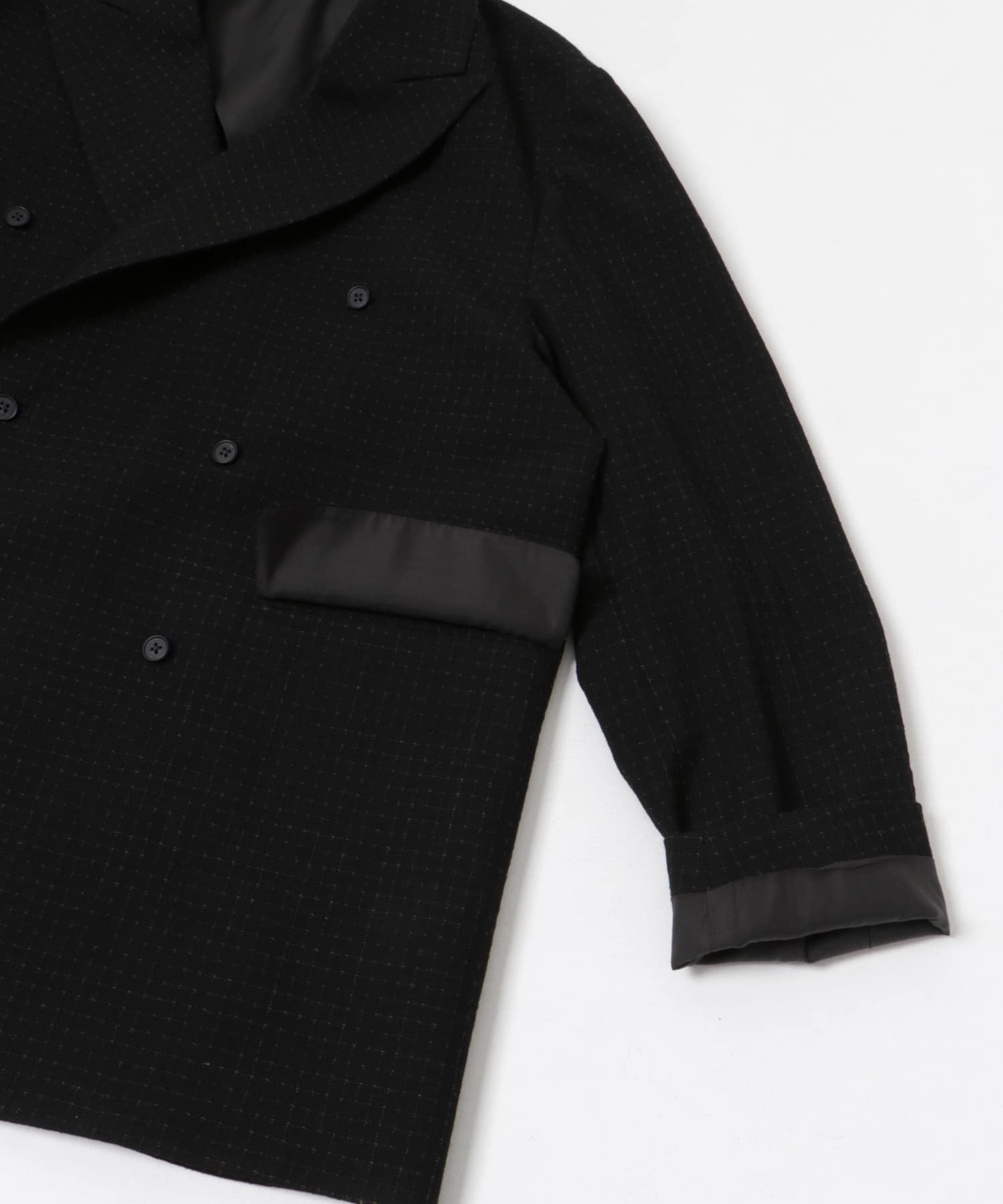 BLACK DOT