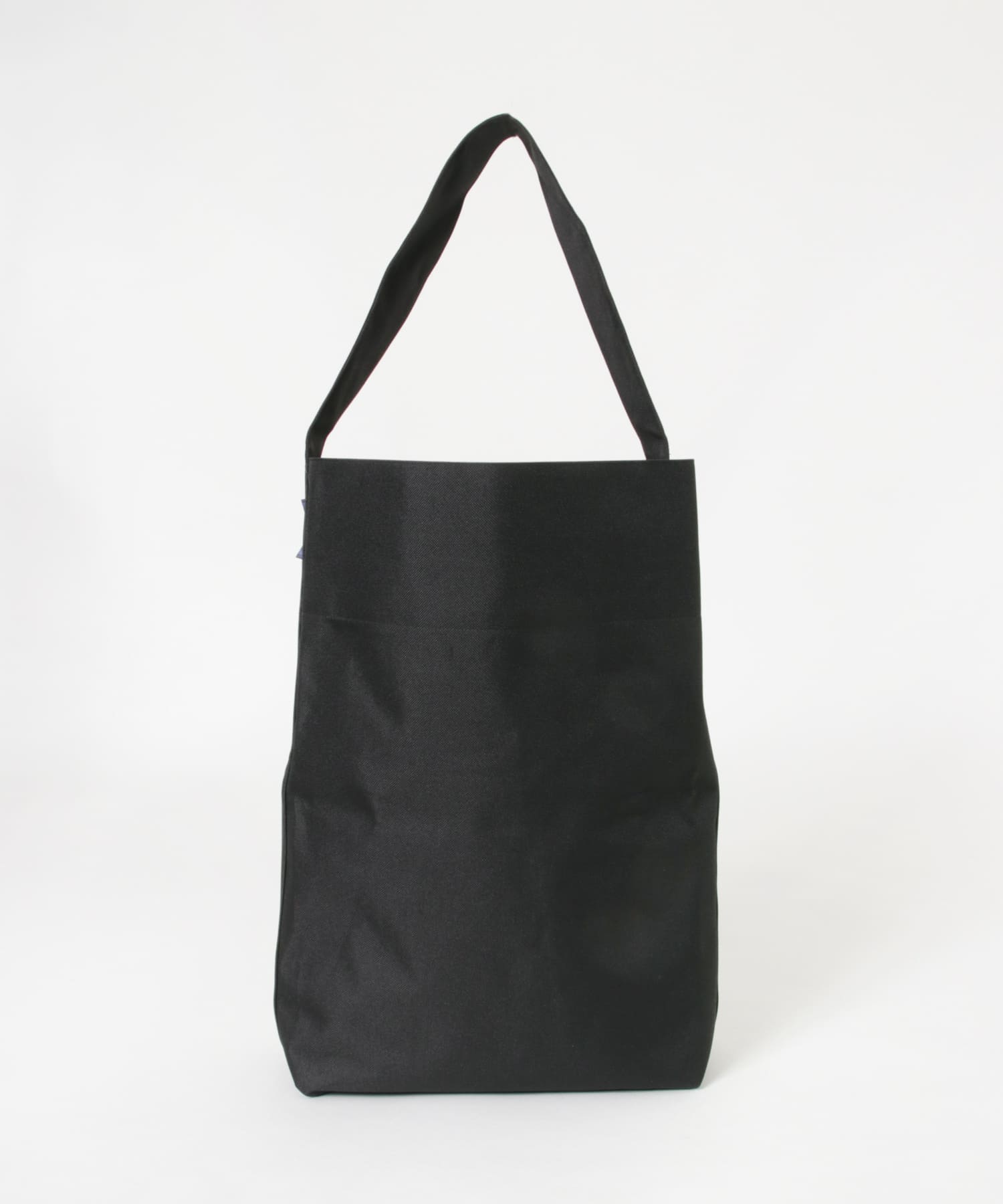 Kaan　BUCKET TOTE WP BLACK FREE