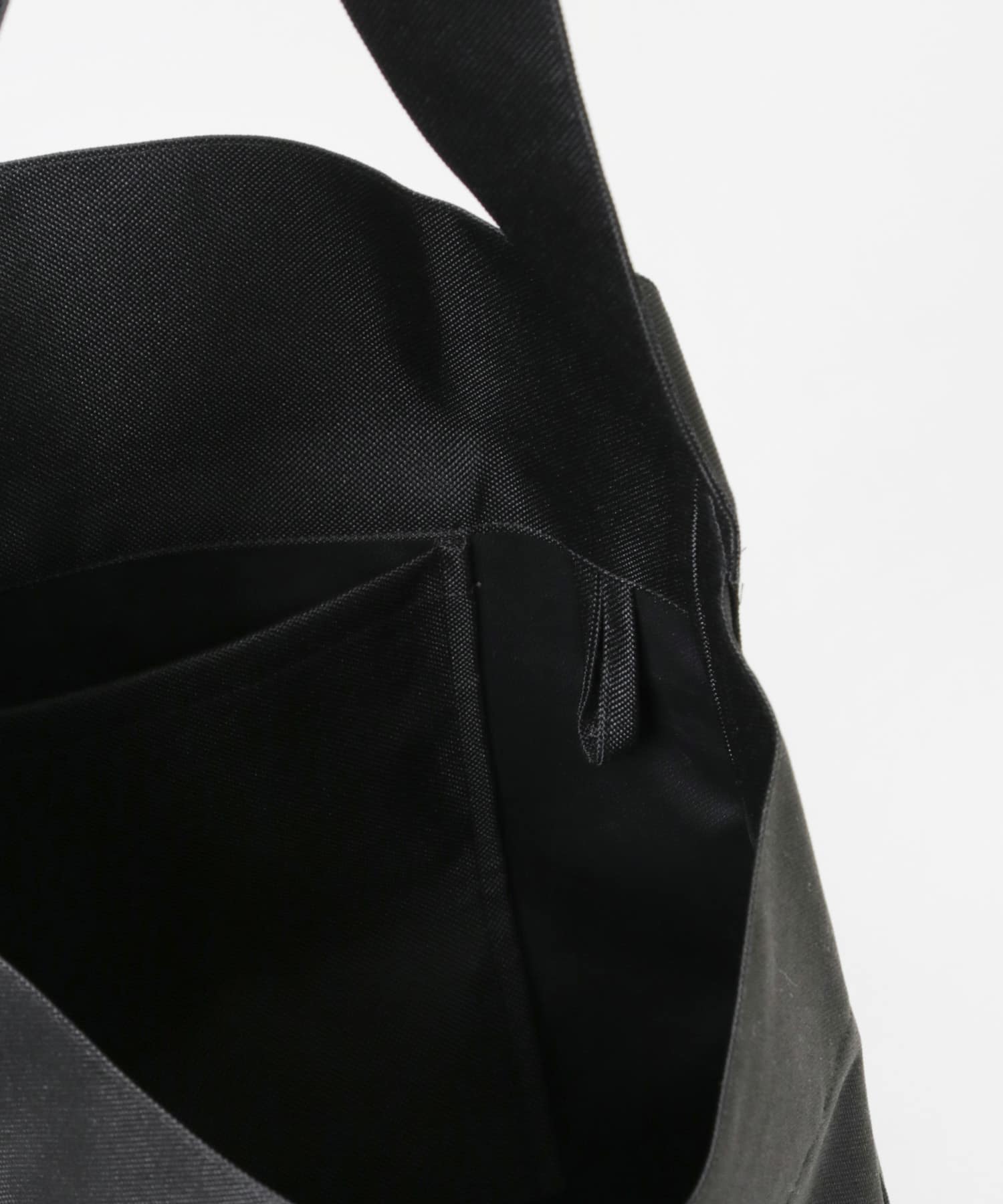 Kaan　BUCKET TOTE WP BLACK FREE