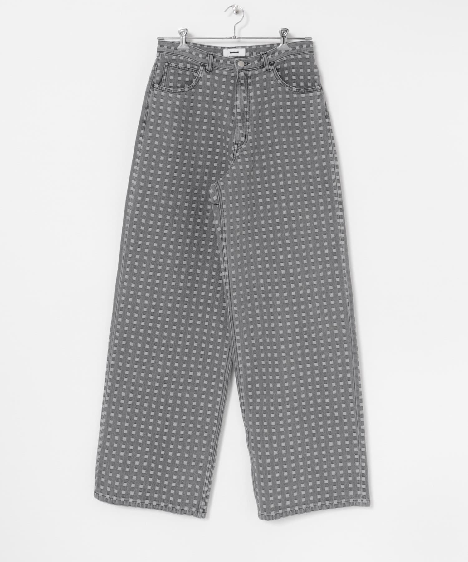 LIGHT GRAY