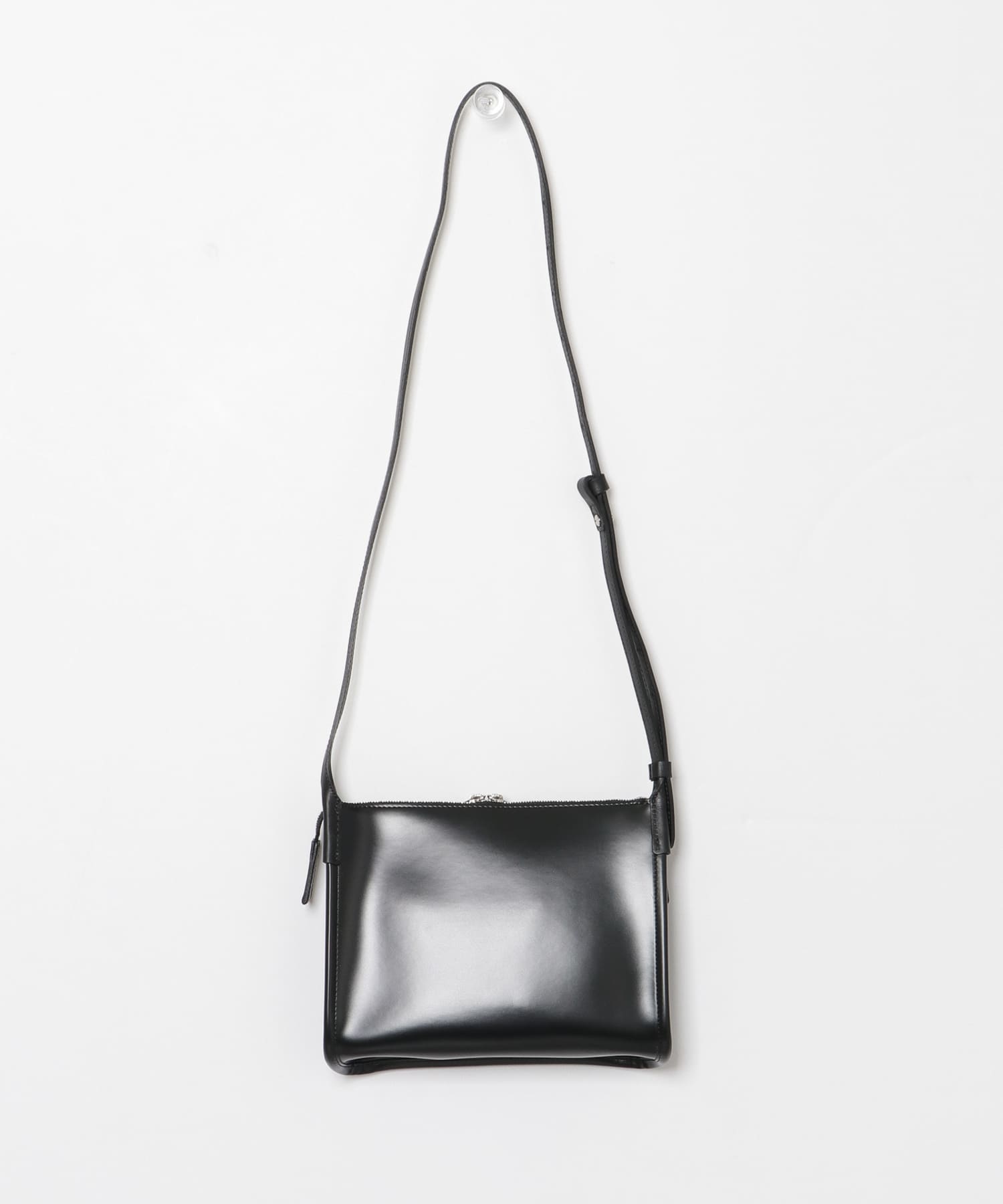 PIENI　SHOULDER S MUSTA -