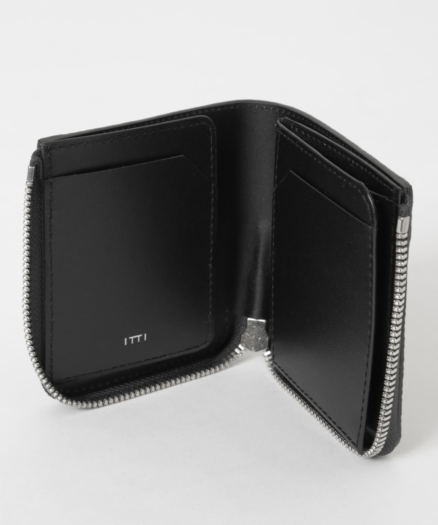 ITTI　CRISTY VERY COMPACT WLT.5 BLACK FREE