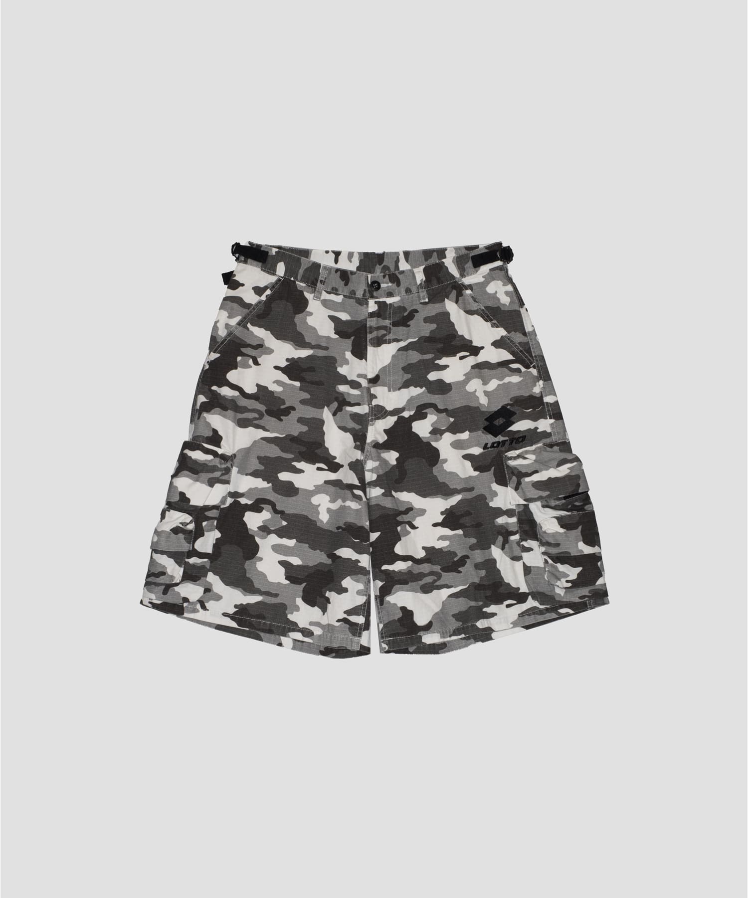 LOTTO　CAMOFLAGE CARGO SHORTS WHITE M