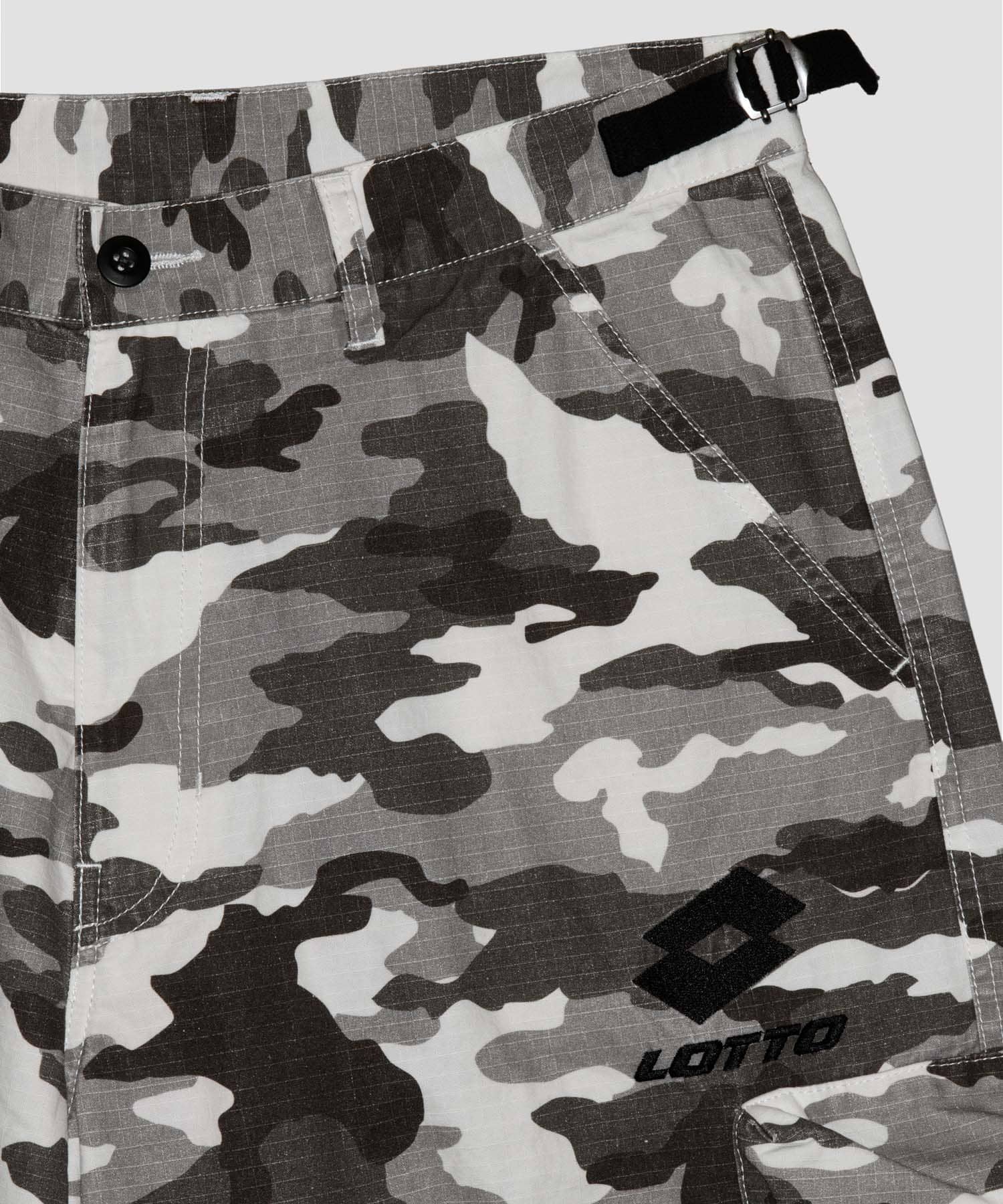 LOTTO　CAMOFLAGE CARGO SHORTS WHITE M