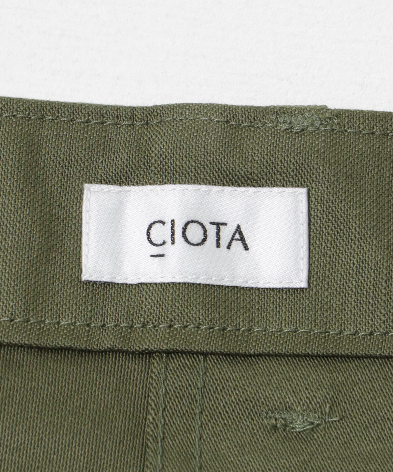 『別注』CIOTA×URBAN RESEARCH　Baker Shorts Dark Olive 4