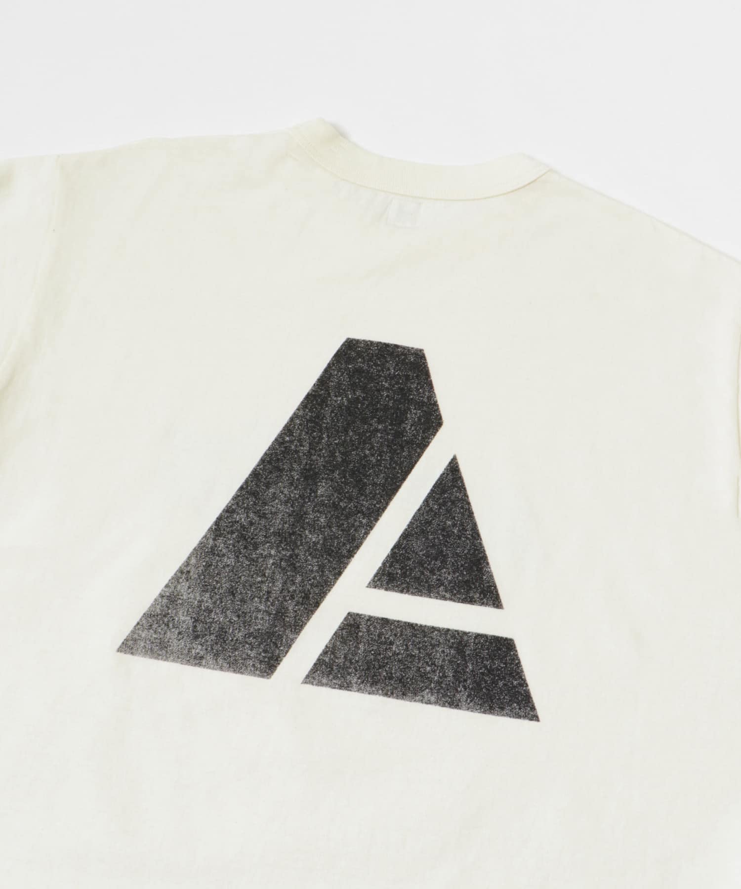 blurhmsROOTSTOCK　ARMEE Print T-shirts WIDE Ivory/Blk 3