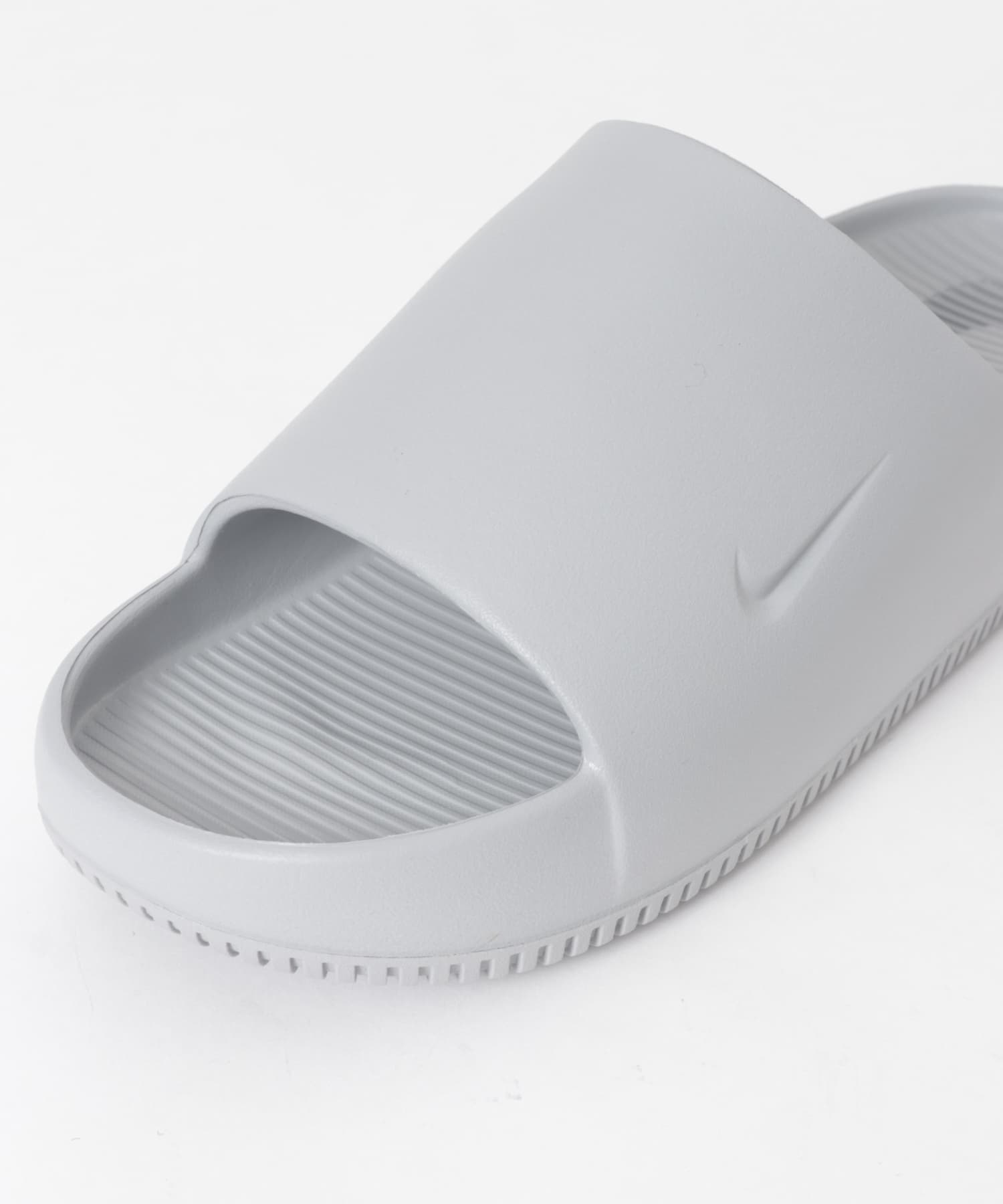 NIKE　CALM SLIDE W.GREY 26