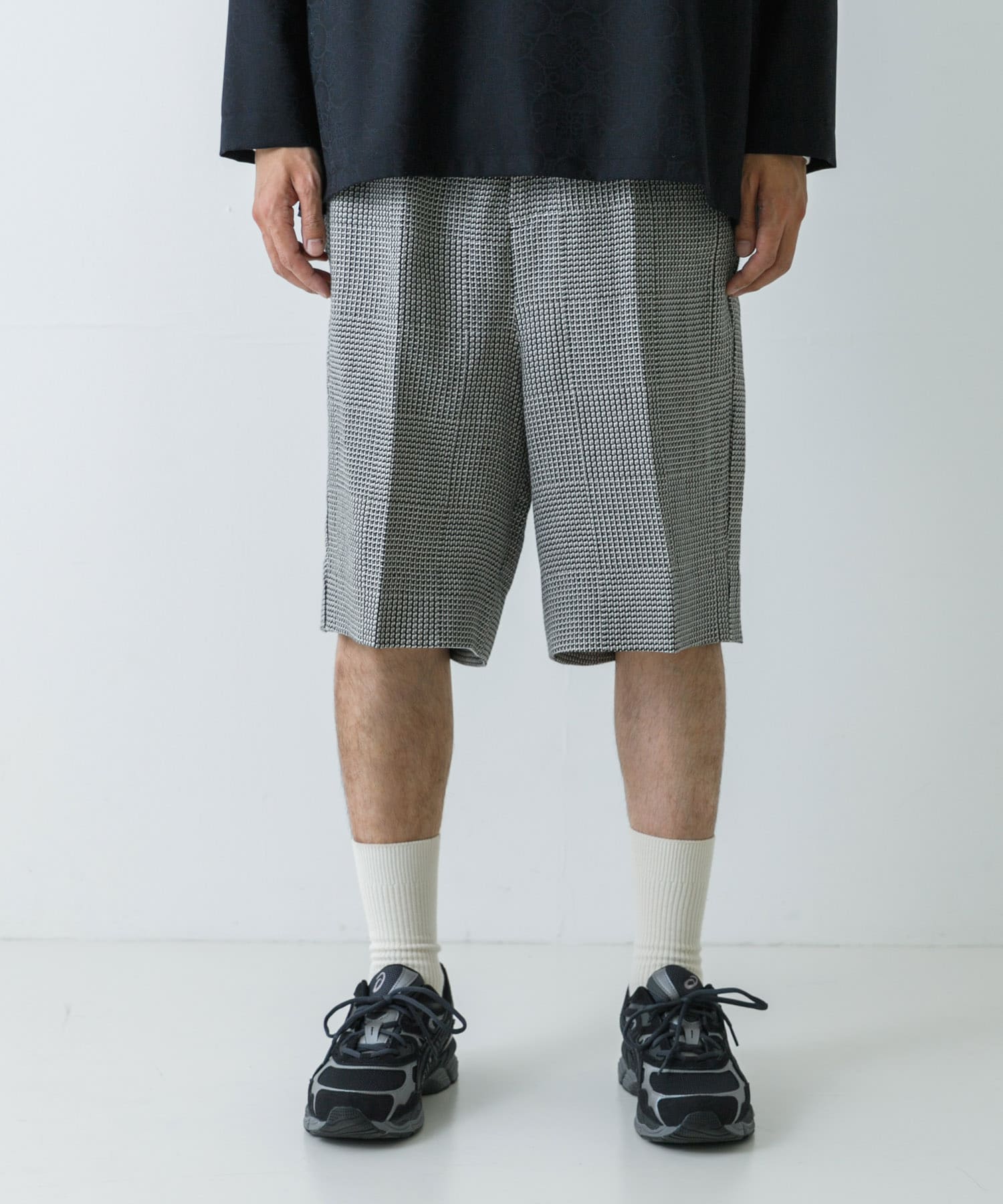 ノノット　nonnott ハーフパンツ　ショーツ nonnotte Baggy Shorts Trousers(4 Blk/Taupe): ボトム｜URBAN